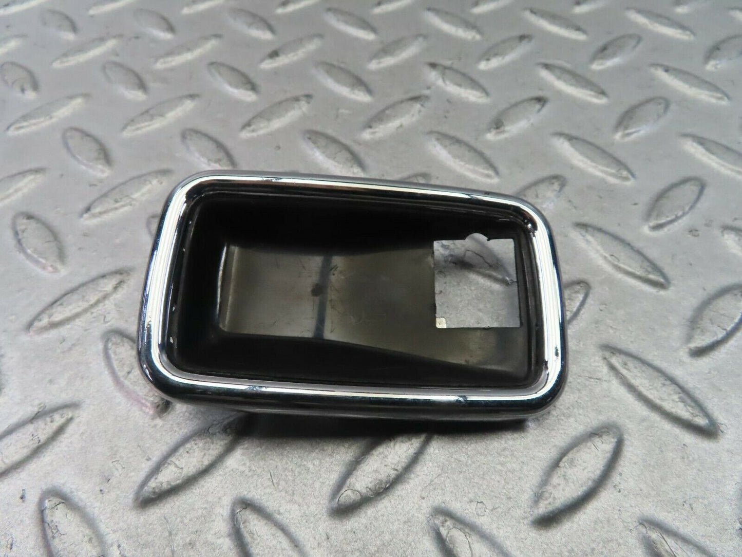 8658 Mercedes-Benz W108 Chrome Frame For Door Opener Left 1087660511
