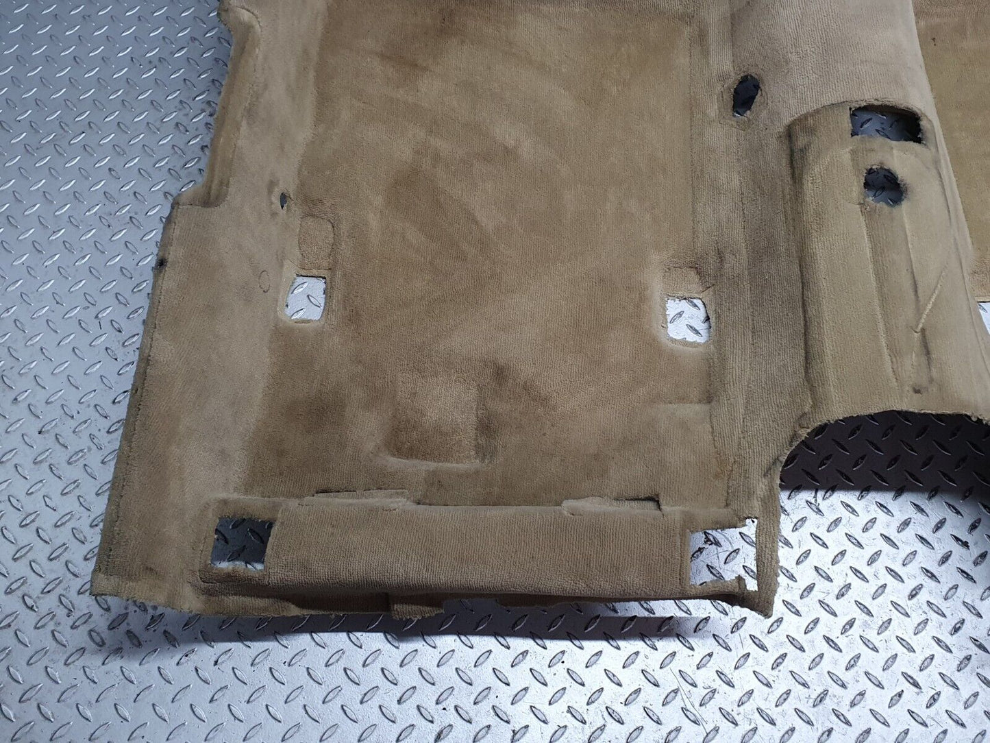 41136 Mercedes-Benz W126 300SE Rear Floor Carpet Beige 1266801546