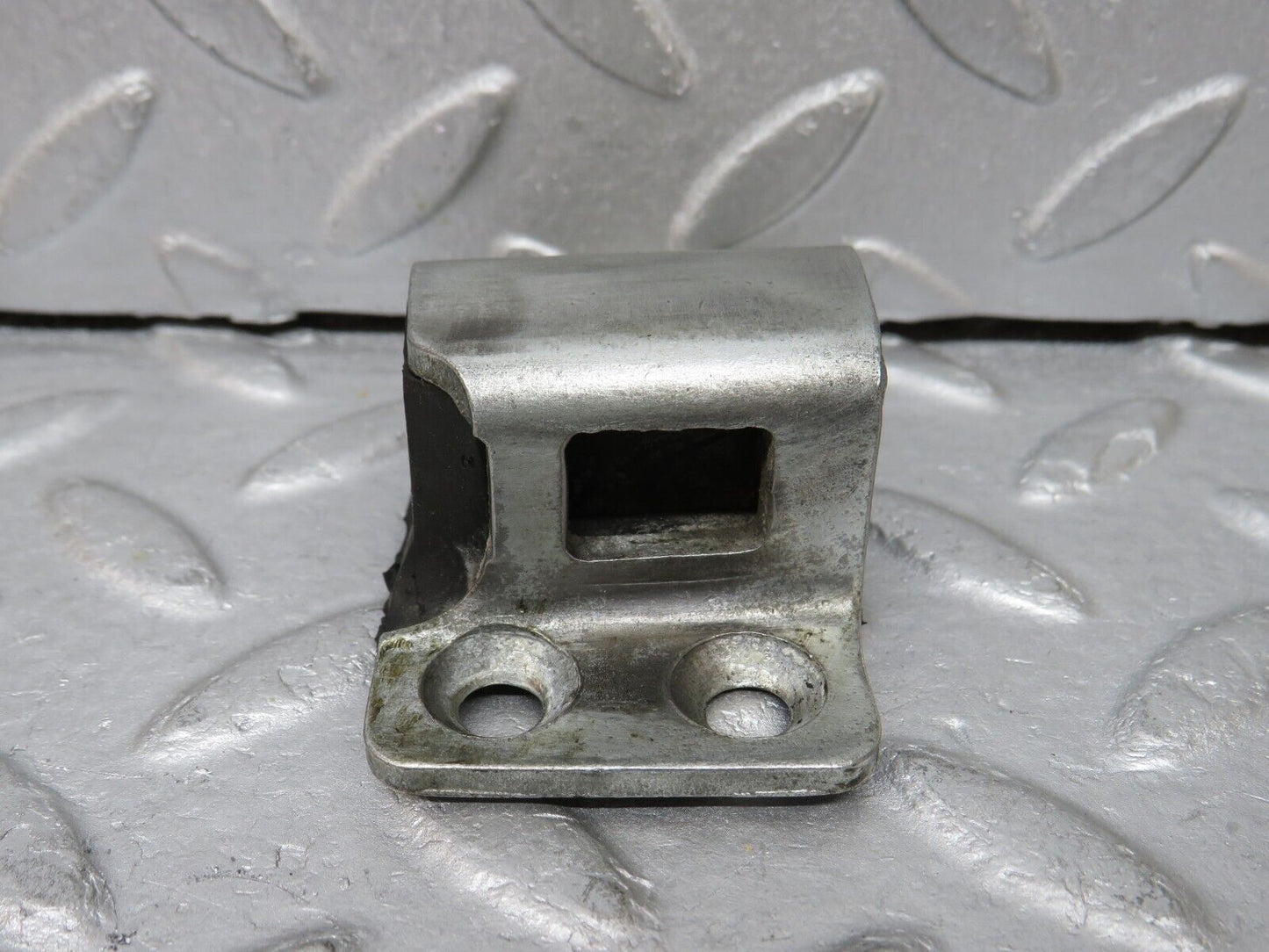 37478 Mercedes-Benz W109 300SEL Door Lock Latch Right