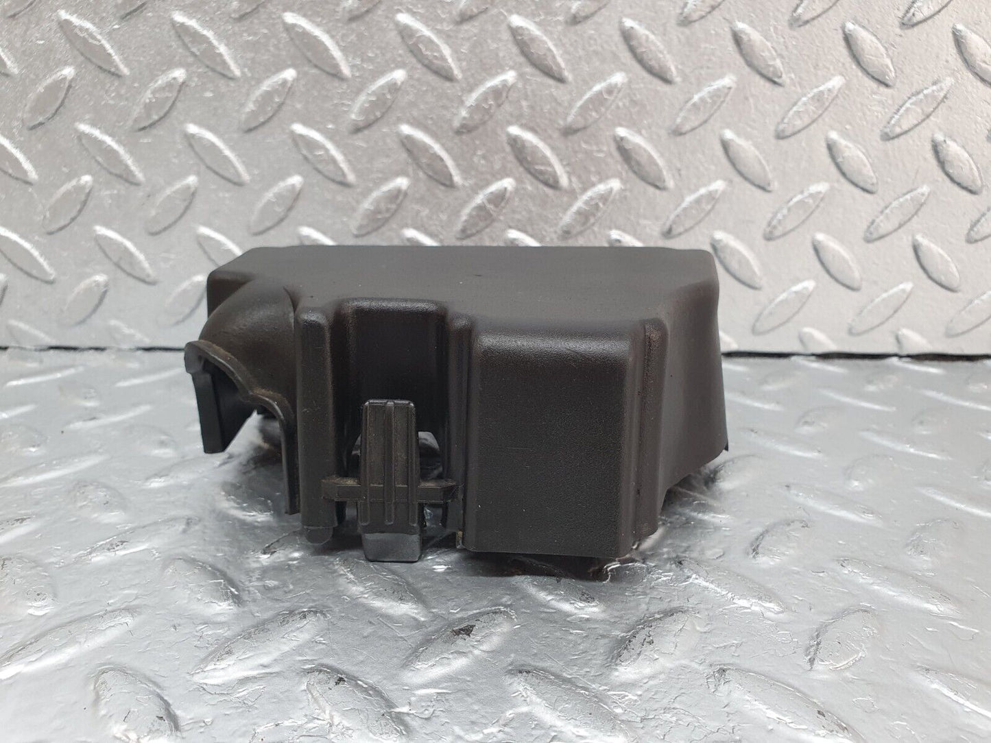 44137 Mercedes-Benz C123 230CE Coupe Fuse Box Relay Cover 1235450146