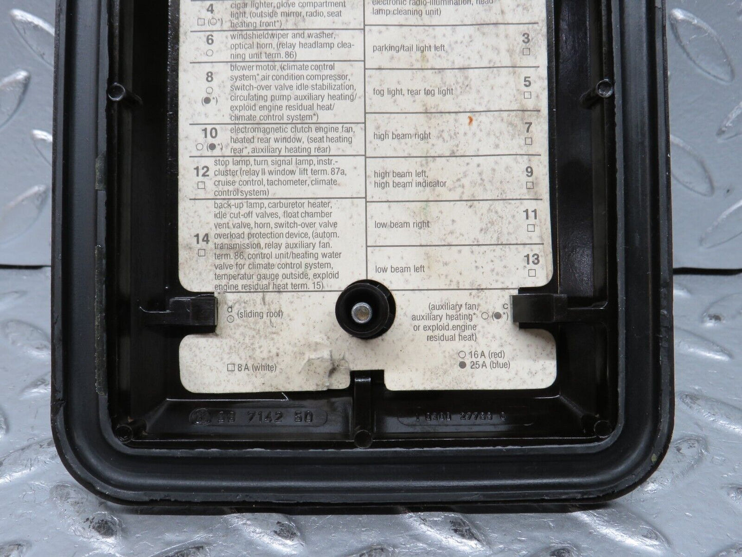31998 Mercedes-Benz W123 230E Fuse Box Cover Lid 1235400082