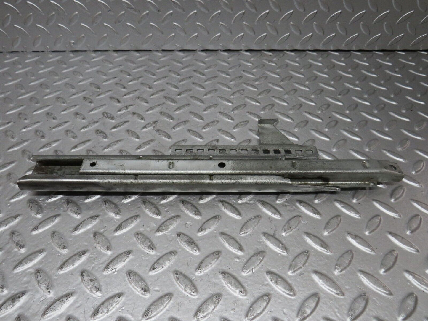 26349 Mercedes-Benz W116 450SE Front Right Seat Rail Pair
