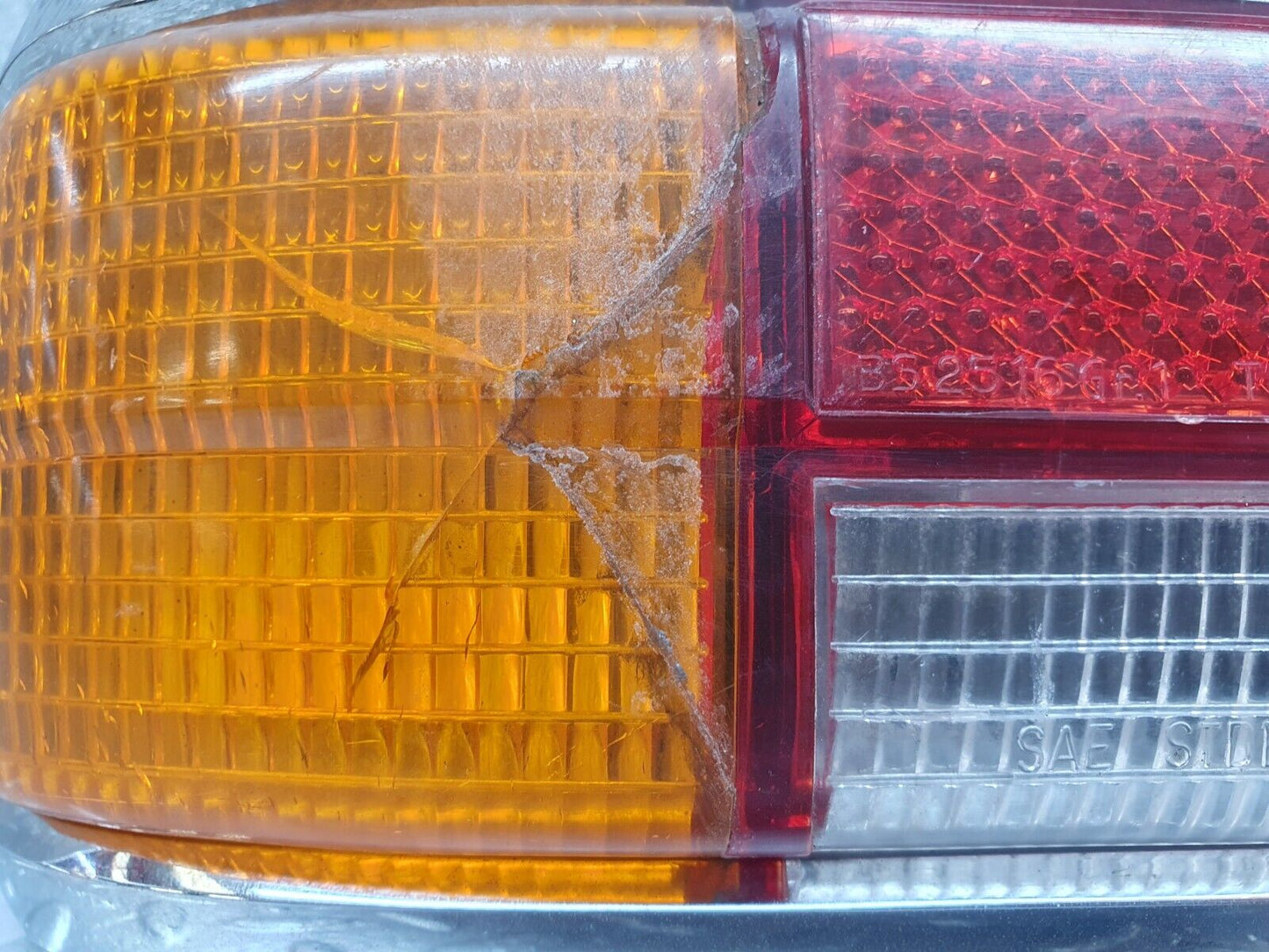 43285 Mercedes-Benz W108 280SE Tail Light Left K33268 1088202364 1088260159 1088260156