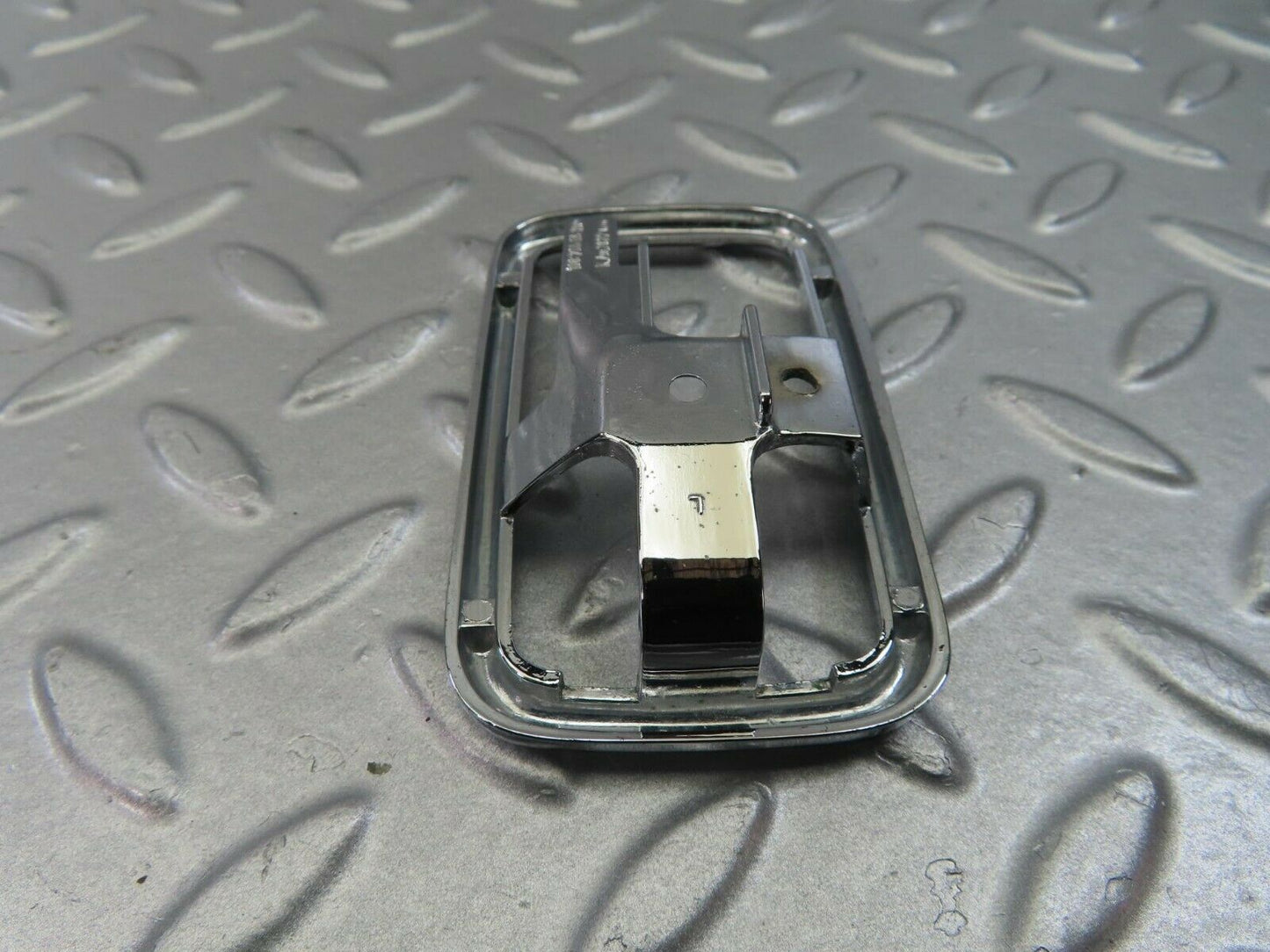 8884 Mercedes-Benz W108 Chrome Frame For Door Opener Left 1087660511