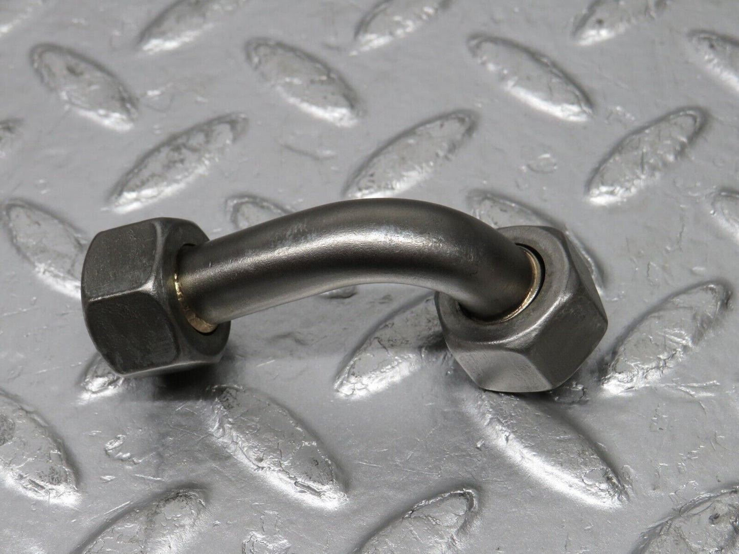 32966 Mercedes-Benz C107 R107 450 V8 Fuel Hose Pipe