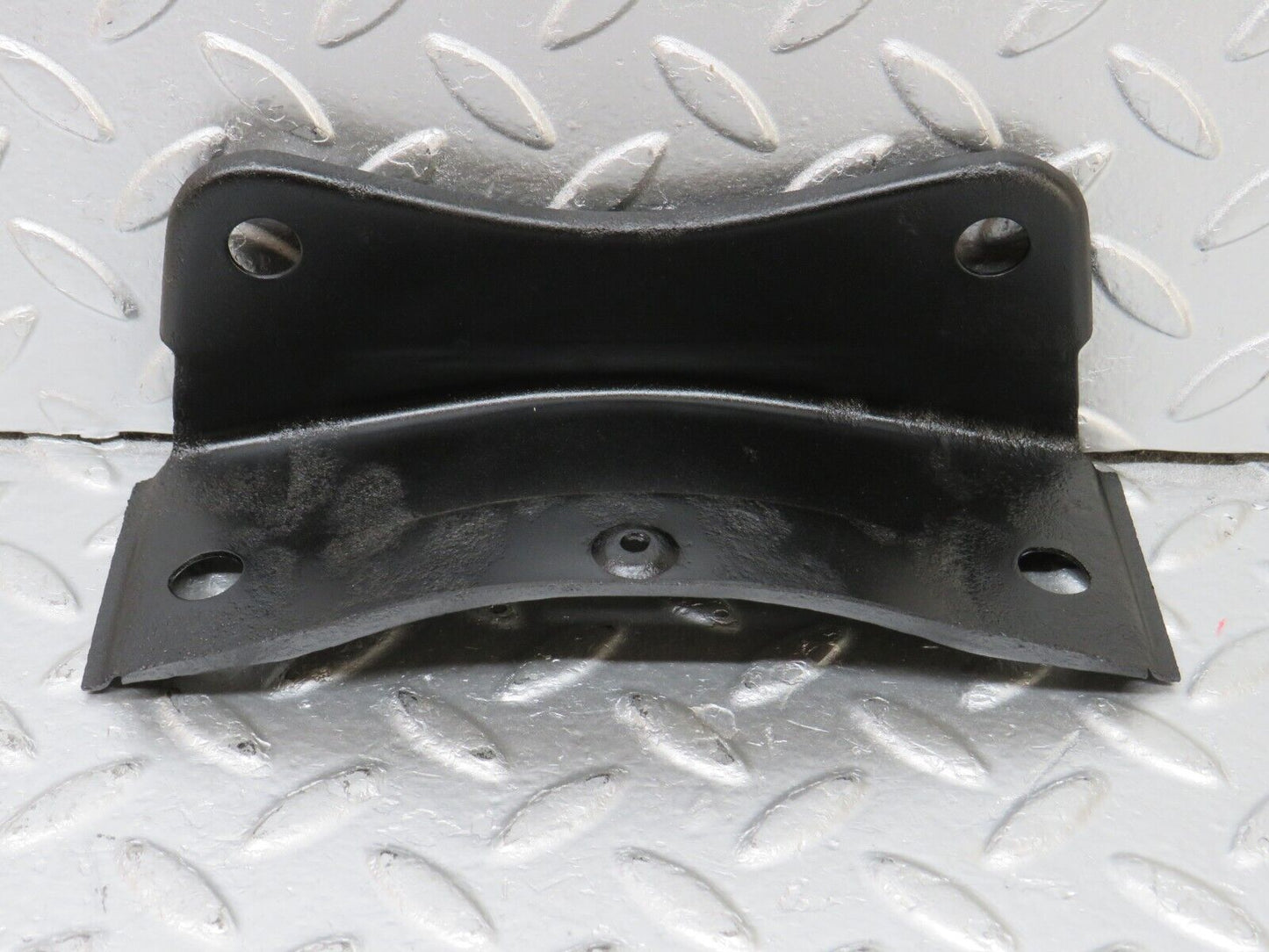 33914 Mercedes-Benz W124 260E Cardan Shaft Prop Shaft Support