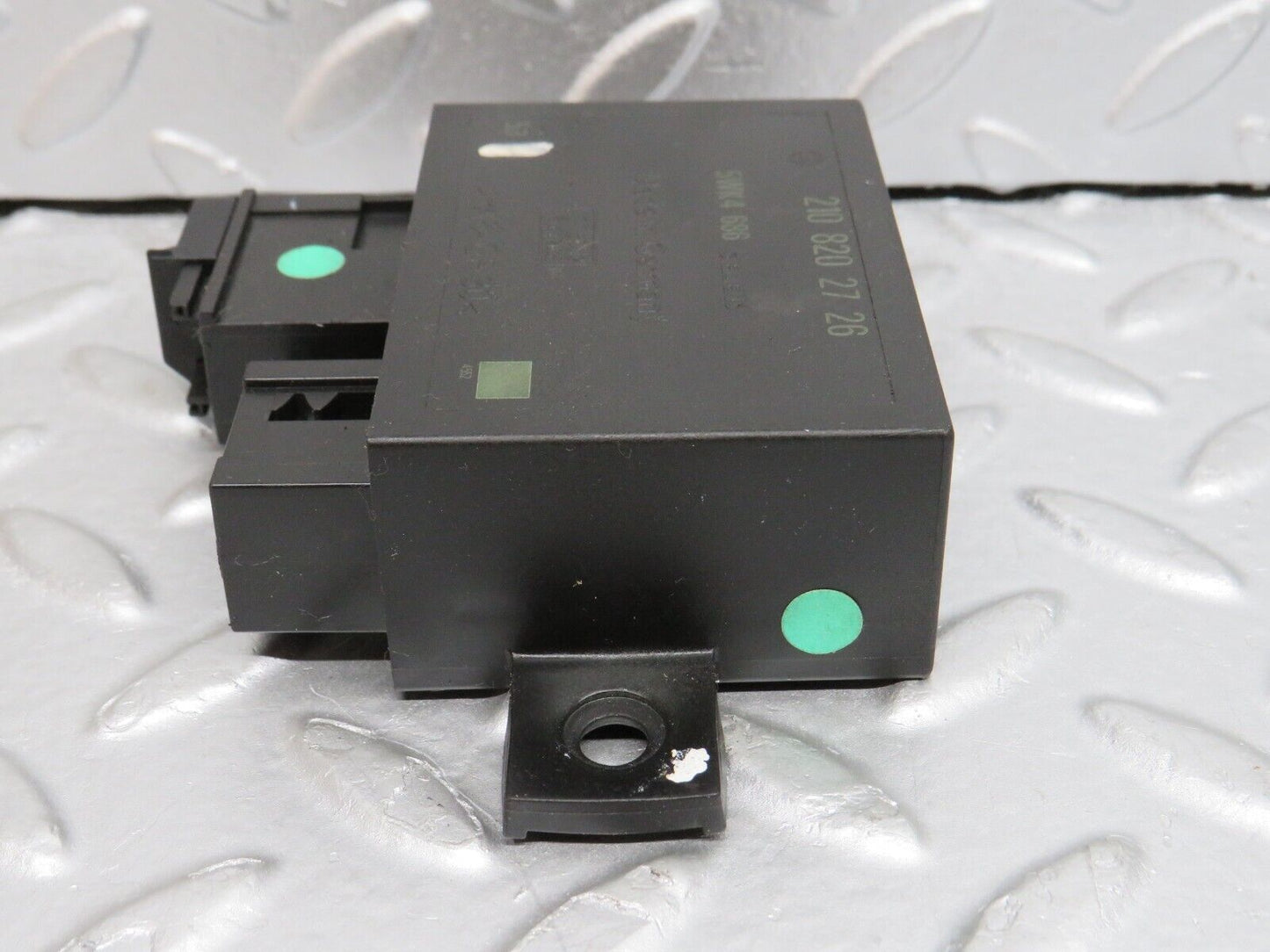 39484 Mercedes-Benz R129 320SL Coupe Central Lock Control Unit 2108202726