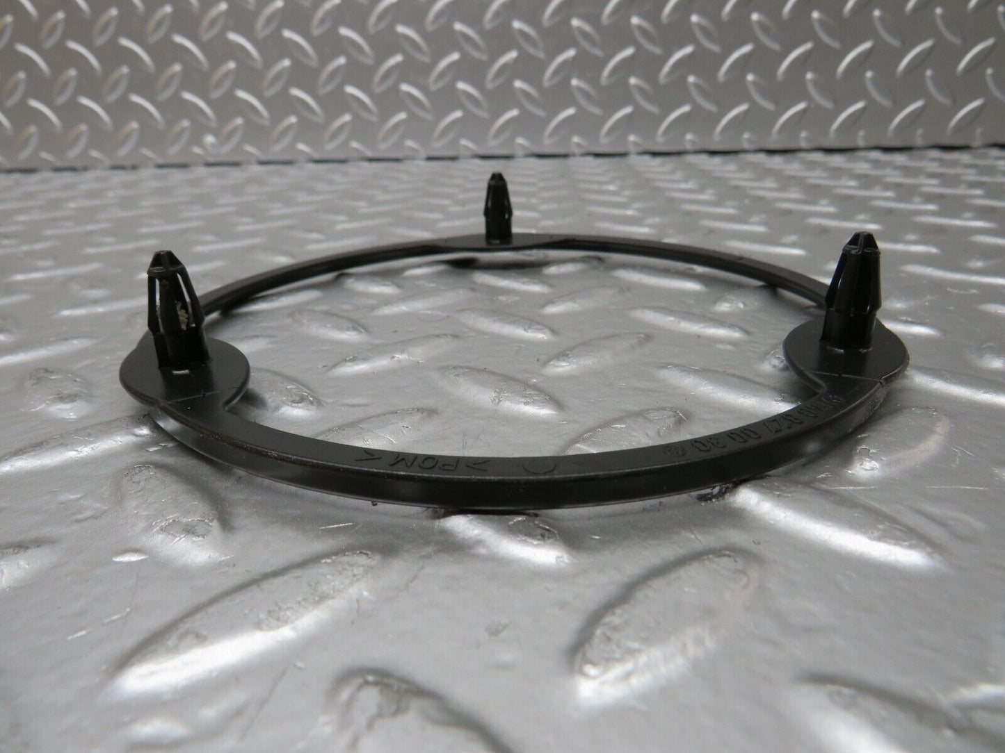 24967 Mercedes-Benz W140 S320 Speaker Mounting Ring 1408270030