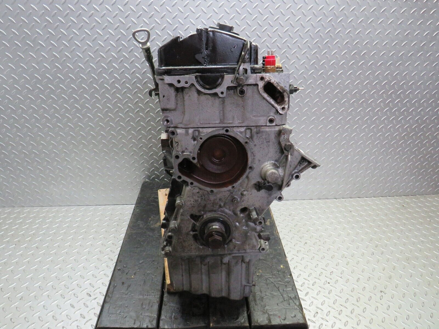 33852 Mercedes-Benz W201 190E Complete Engine 1020112601 M102.962 70.000 miles