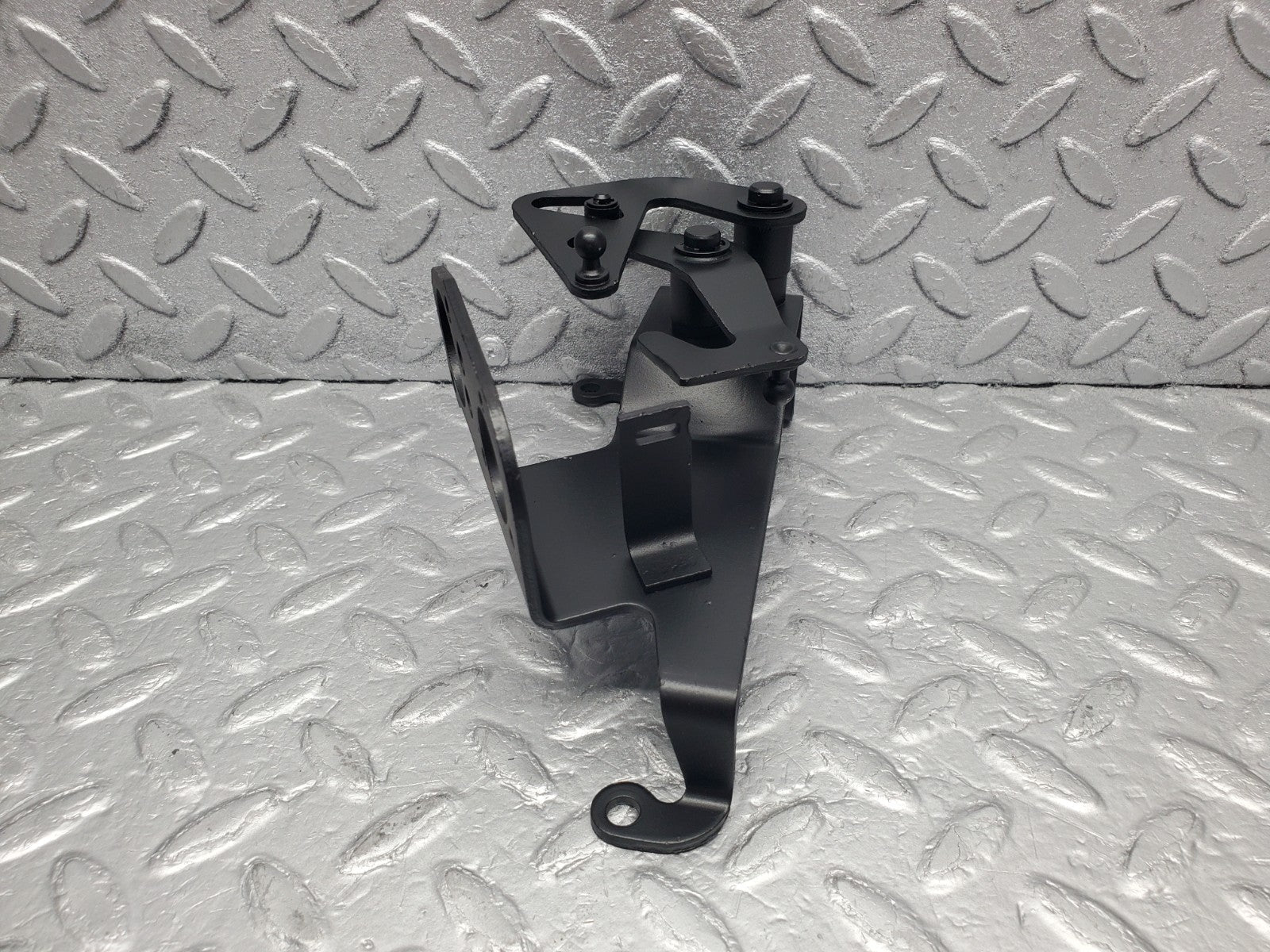 W112 throttle linkage used OEM