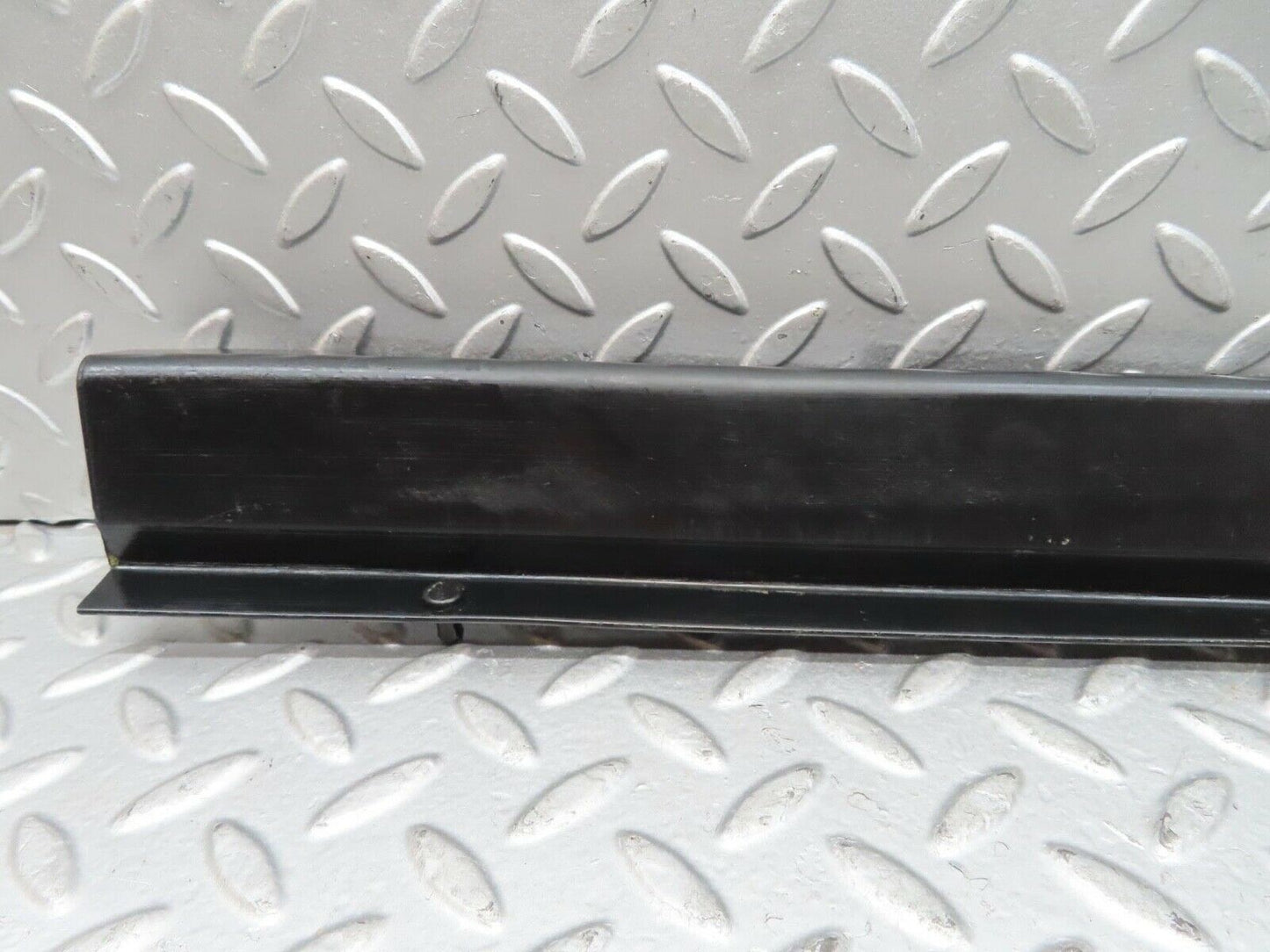 15866 Mercedes-Benz W123 280E Front Right Cable Channel Cover
