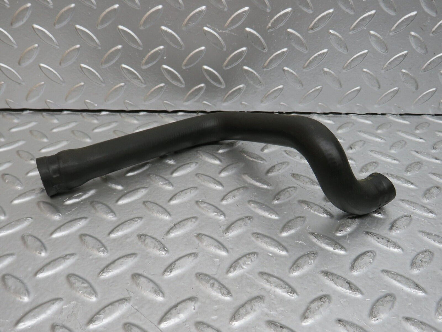 29563 Mercedes-Benz W124 230E Water Hose Pipe 1248329094