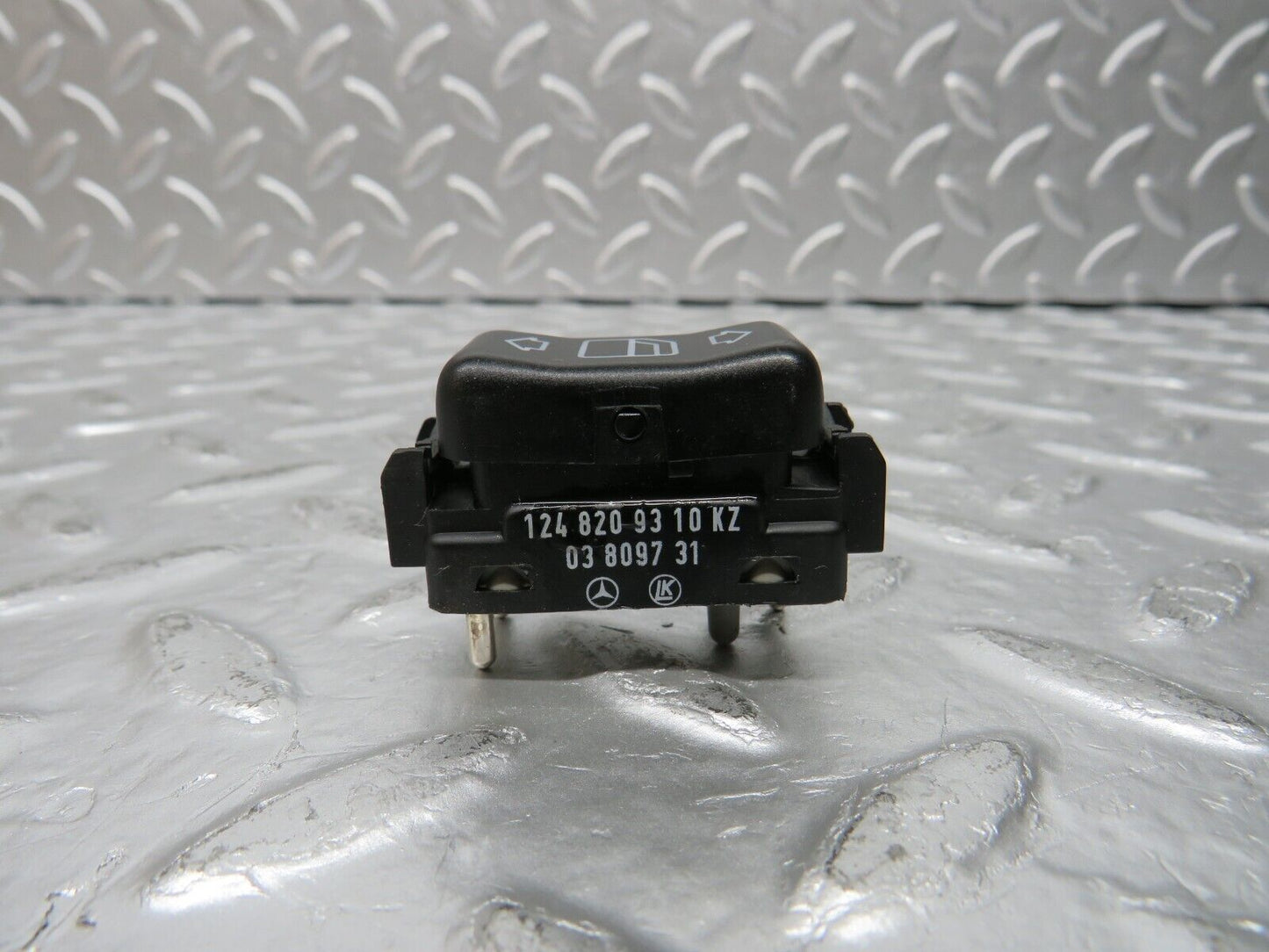 30522 Mercedes-Benz W124 230E Electric Window Switch Left Side 1248209310
