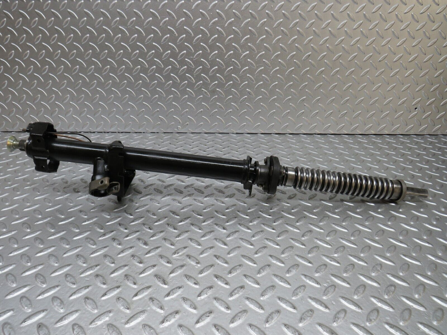 28474 Mercedes-Benz S123 240D Wagon Steering Column