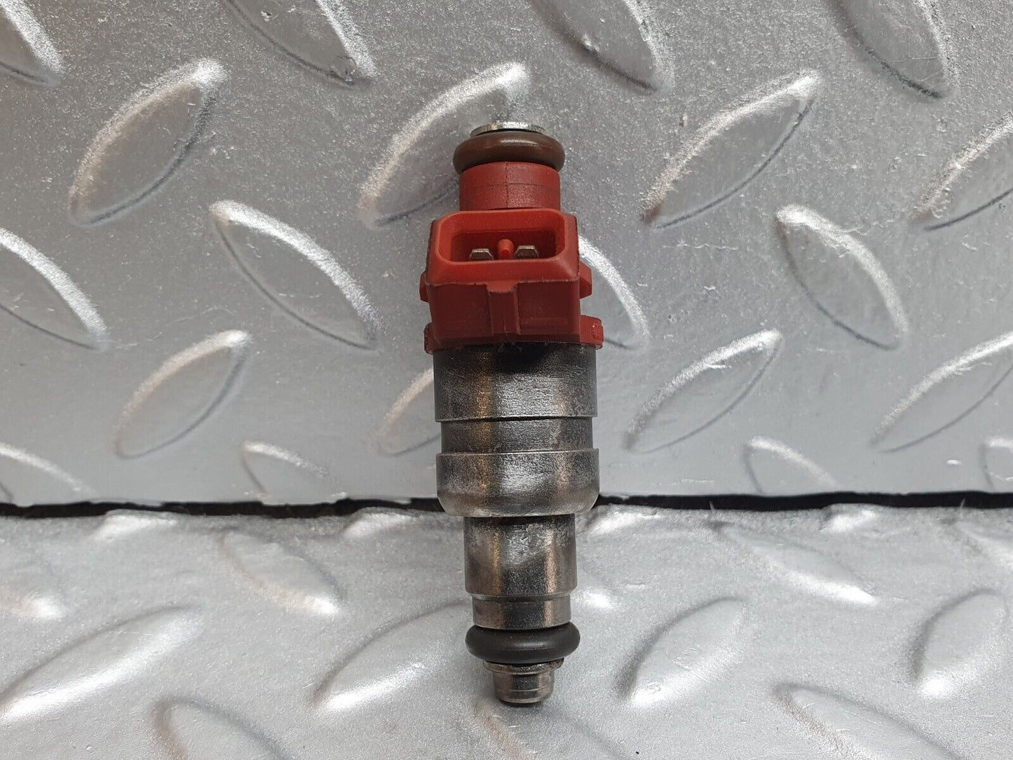 42057 Mercedes-Benz W202 C200 Fuel Injector Siemens 0000788523