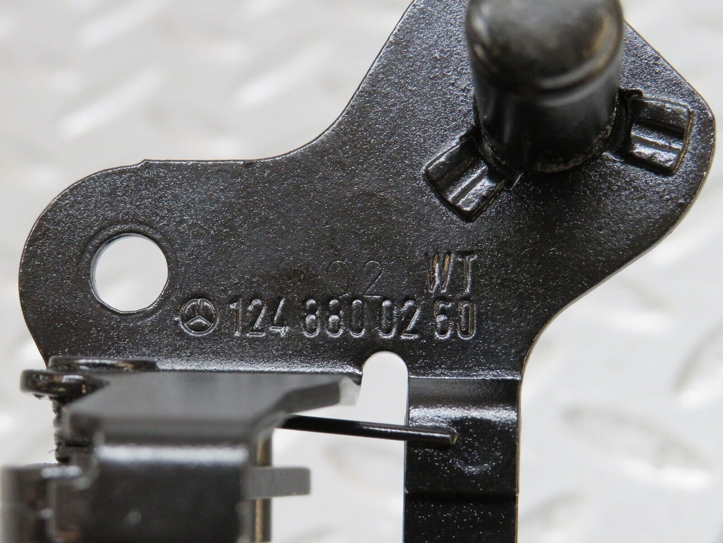 29442 Mercedes-Benz W124 230E Bonnet Lock Catch 1248800260