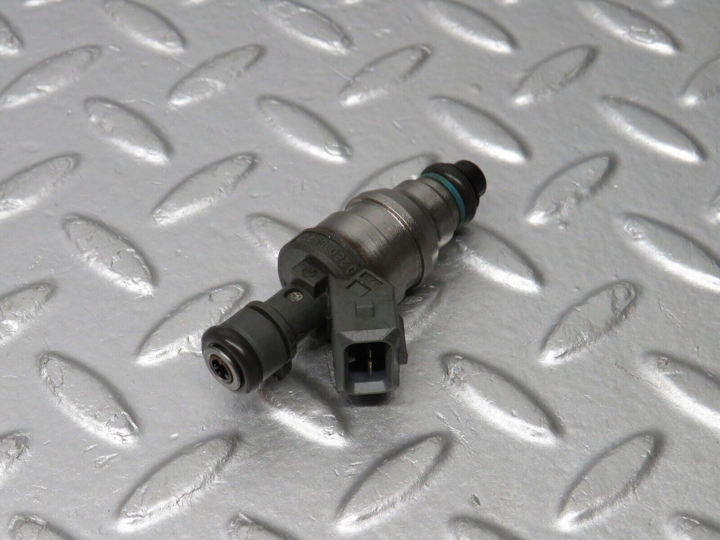39421 Mercedes-Benz R129 320SL Coupe Fuel Injector Bosch 0000787323 0280155209