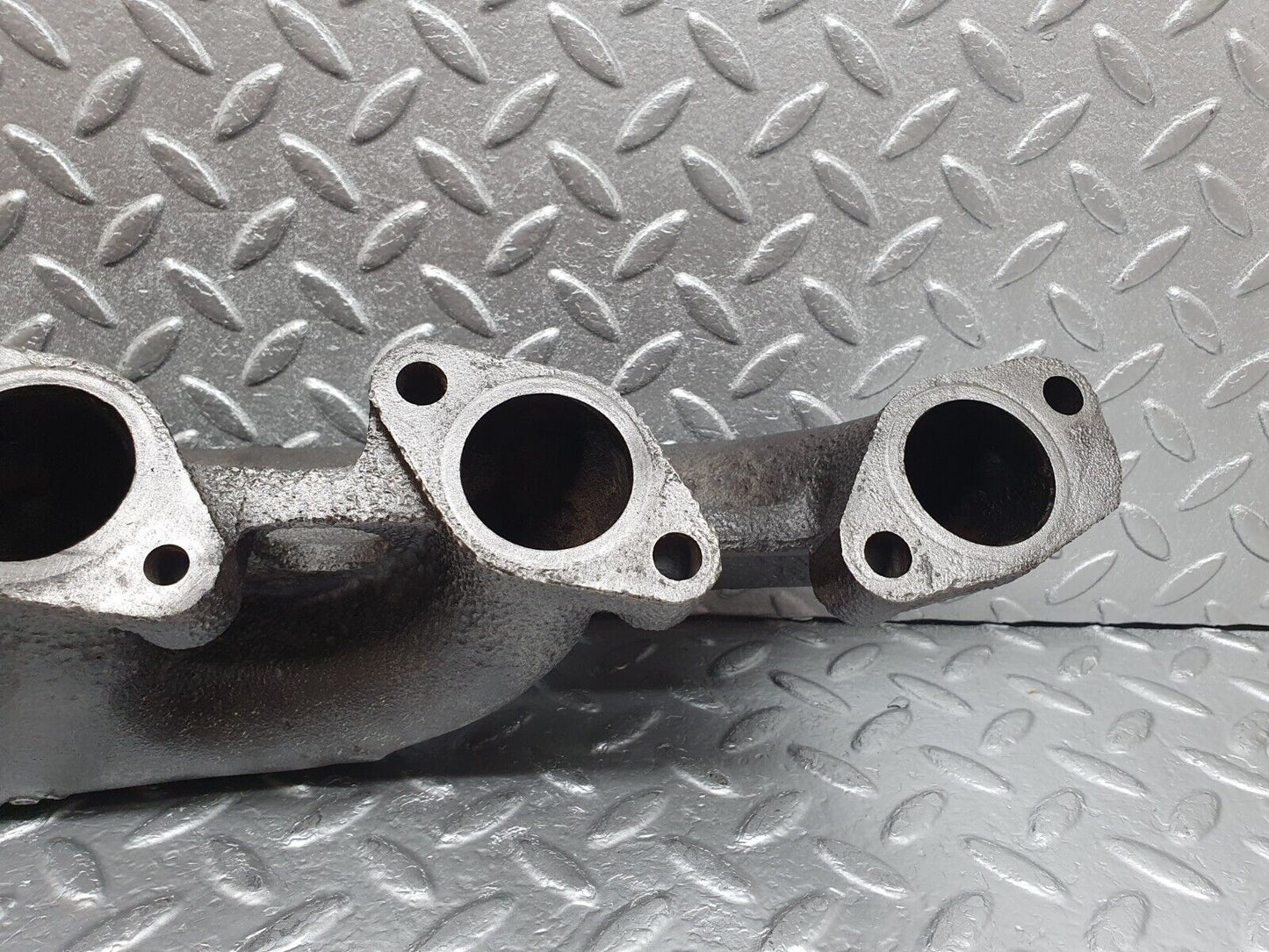 44221 Mercedes-Benz C123 230CE Coupe Exhaust Manifold 1021422301