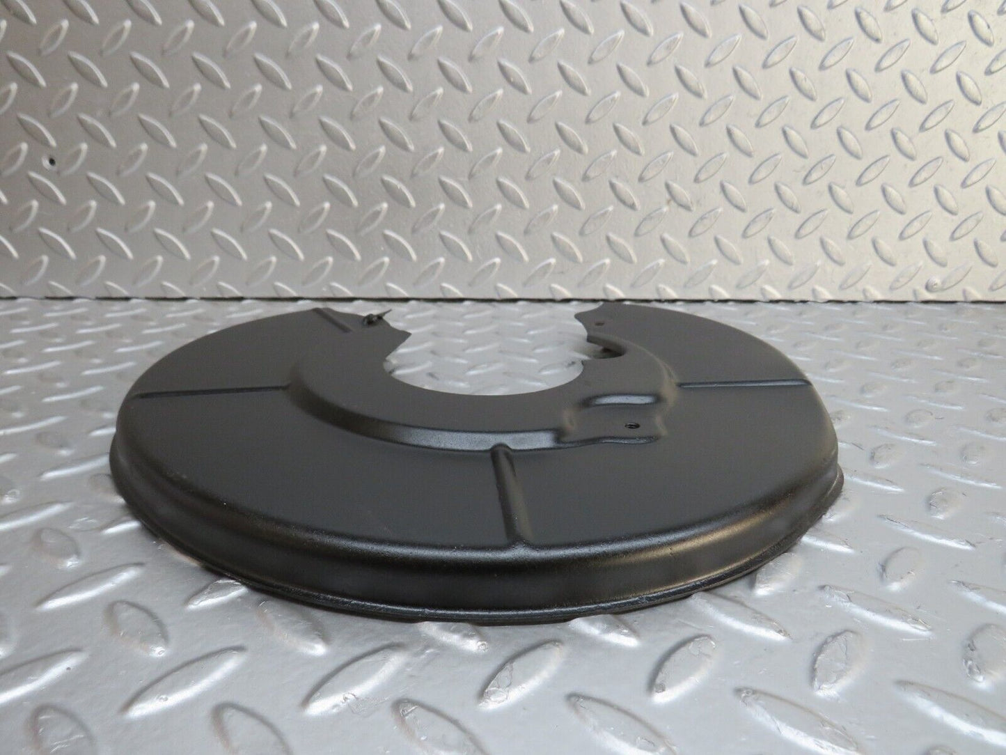 37658 Mercedes-Benz W109 300SEL Front Left Brake Disc Protection Plate