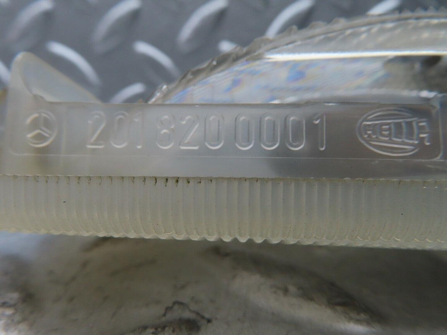 21245 Mercedes-Benz W123 230E Rear Interior Dome Light 2018200001