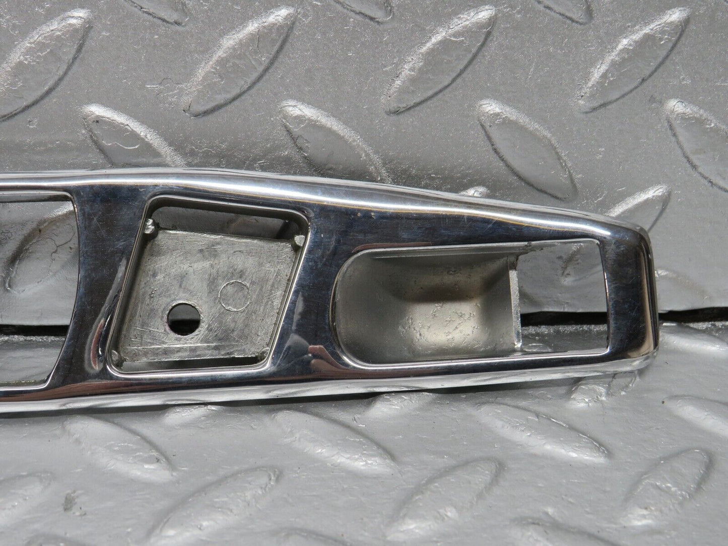 40010 Mercedes-Benz R107 350SL Interior Door Handle Chrome Surround Left