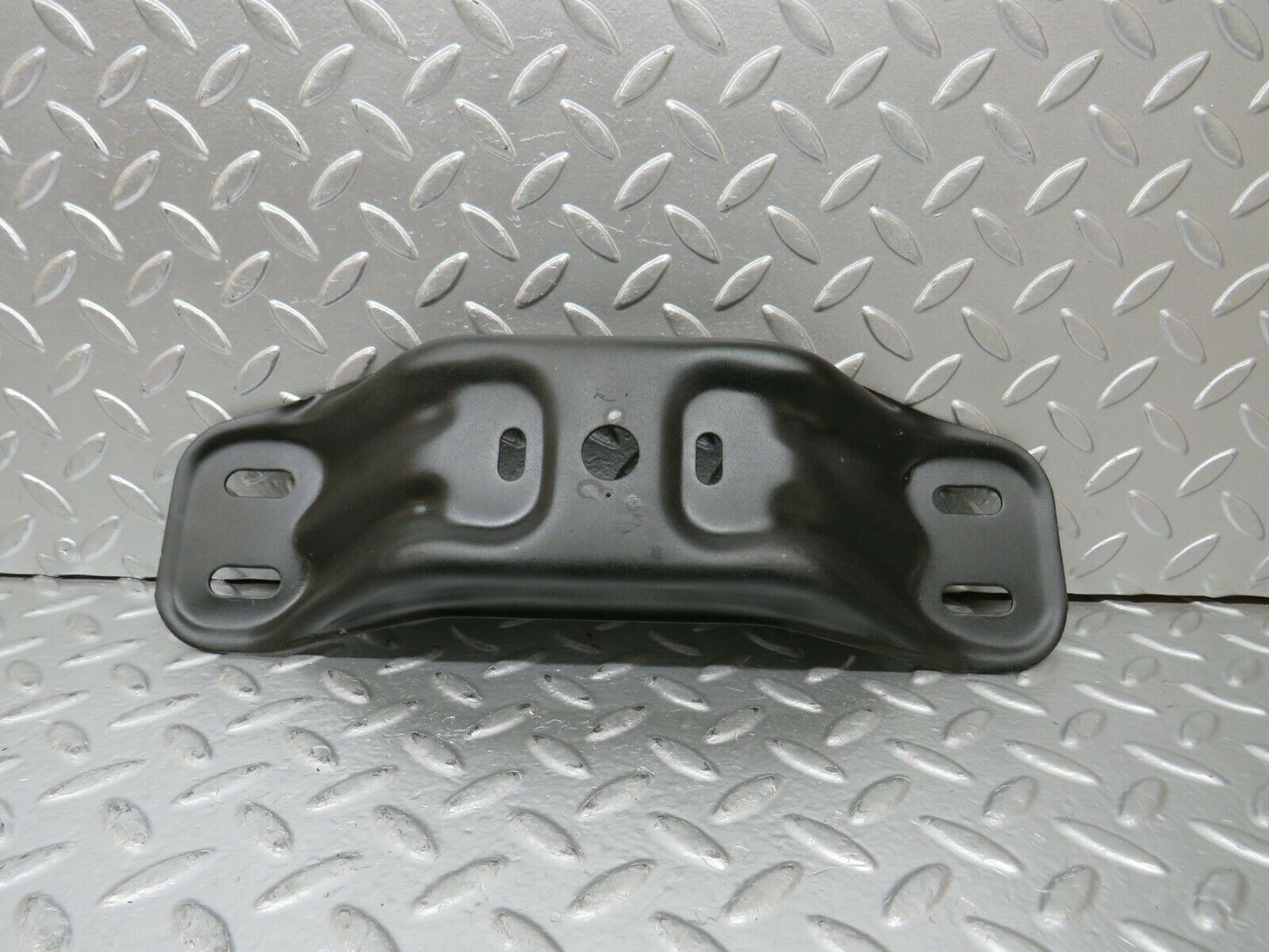 24349 Mercedes-Benz S124 220TE Wagon Gearbox Mount Bracket Holder