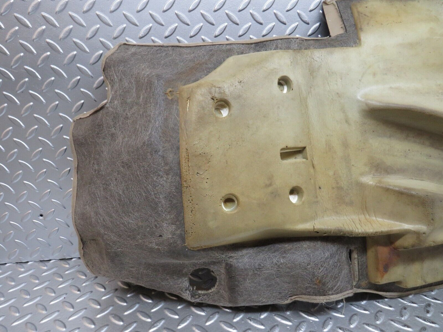 28914 Mercedes-Benz C124 320CE Coupe Front Right Floor Carpet Beige