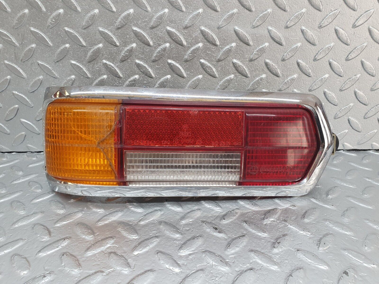 43285 Mercedes-Benz W108 280SE Tail Light Left K33268 1088202364 1088260159 1088260156