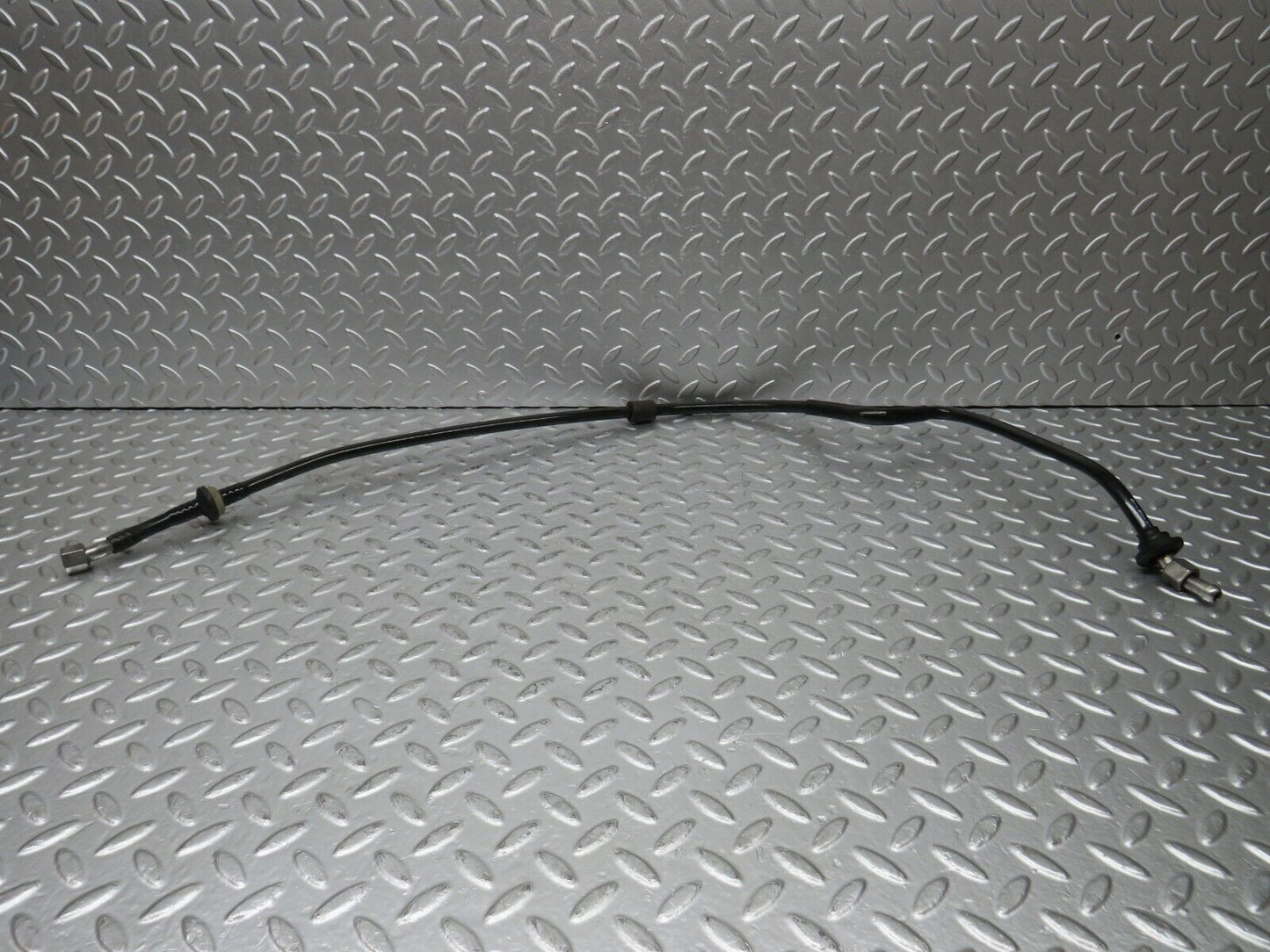 31182 Mercedes-Benz S124 220TE Wagon Brake Servo Vacuum Pipe
