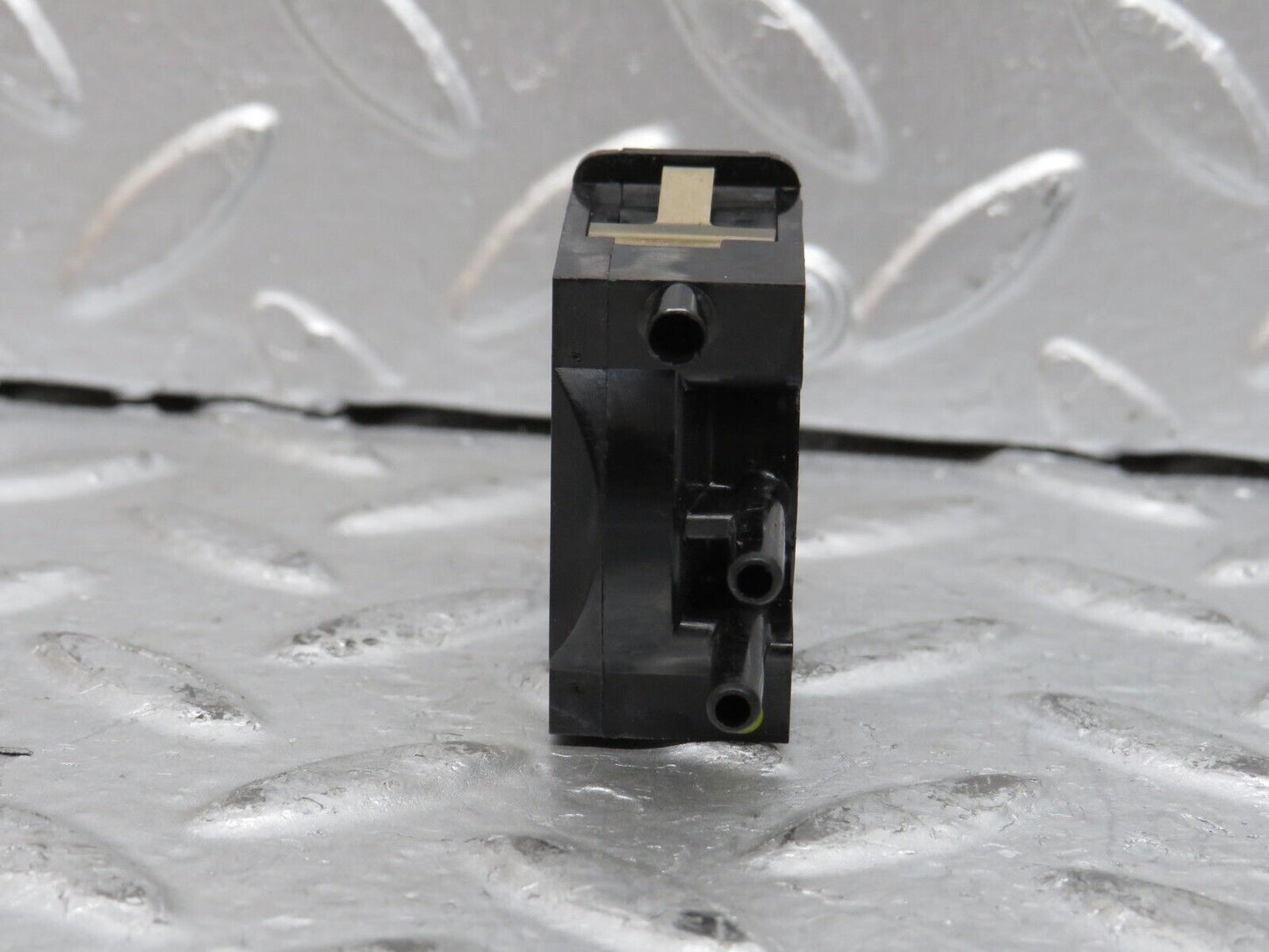 28167 Mercedes-Benz W123 280E Headlight Level Switch 0008000473 0307650100