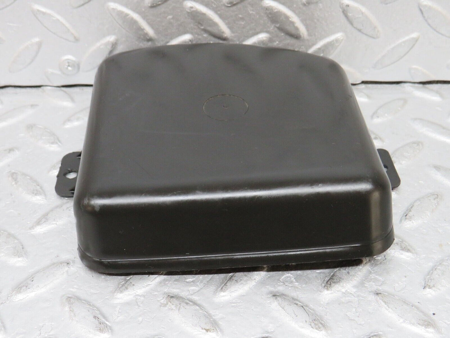 37428 Mercedes-Benz W109 300SEL Rear Axle Mount Plastic Cover 1116930030