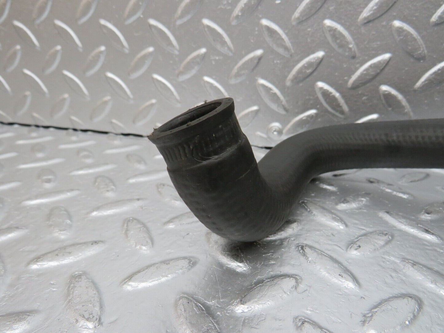 31059 Mercedes-Benz W123 200D Heater Hose 1238321094