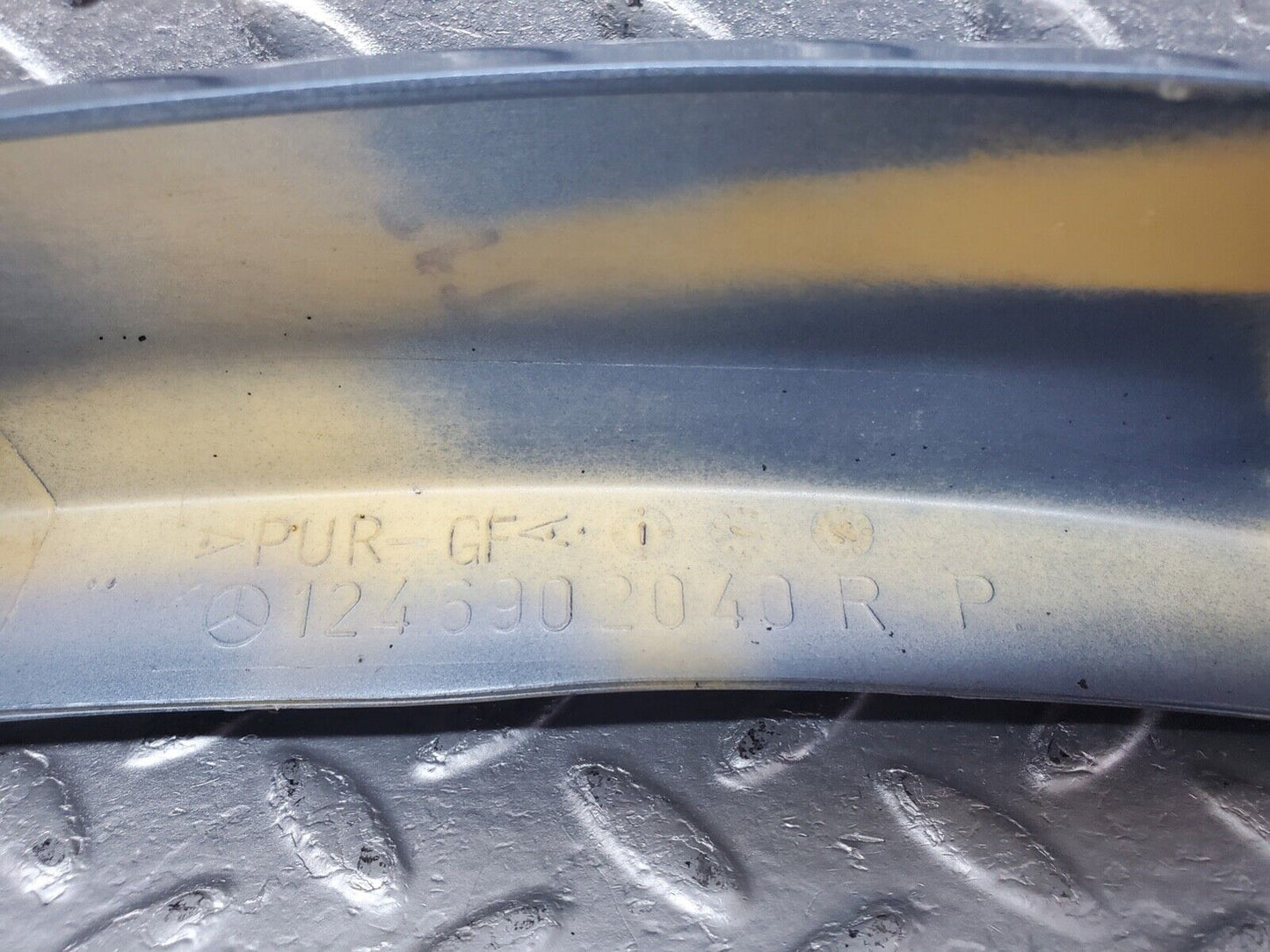 44607 Mercedes-Benz W124 220E Rear Right Fender Lower Moulding Trim