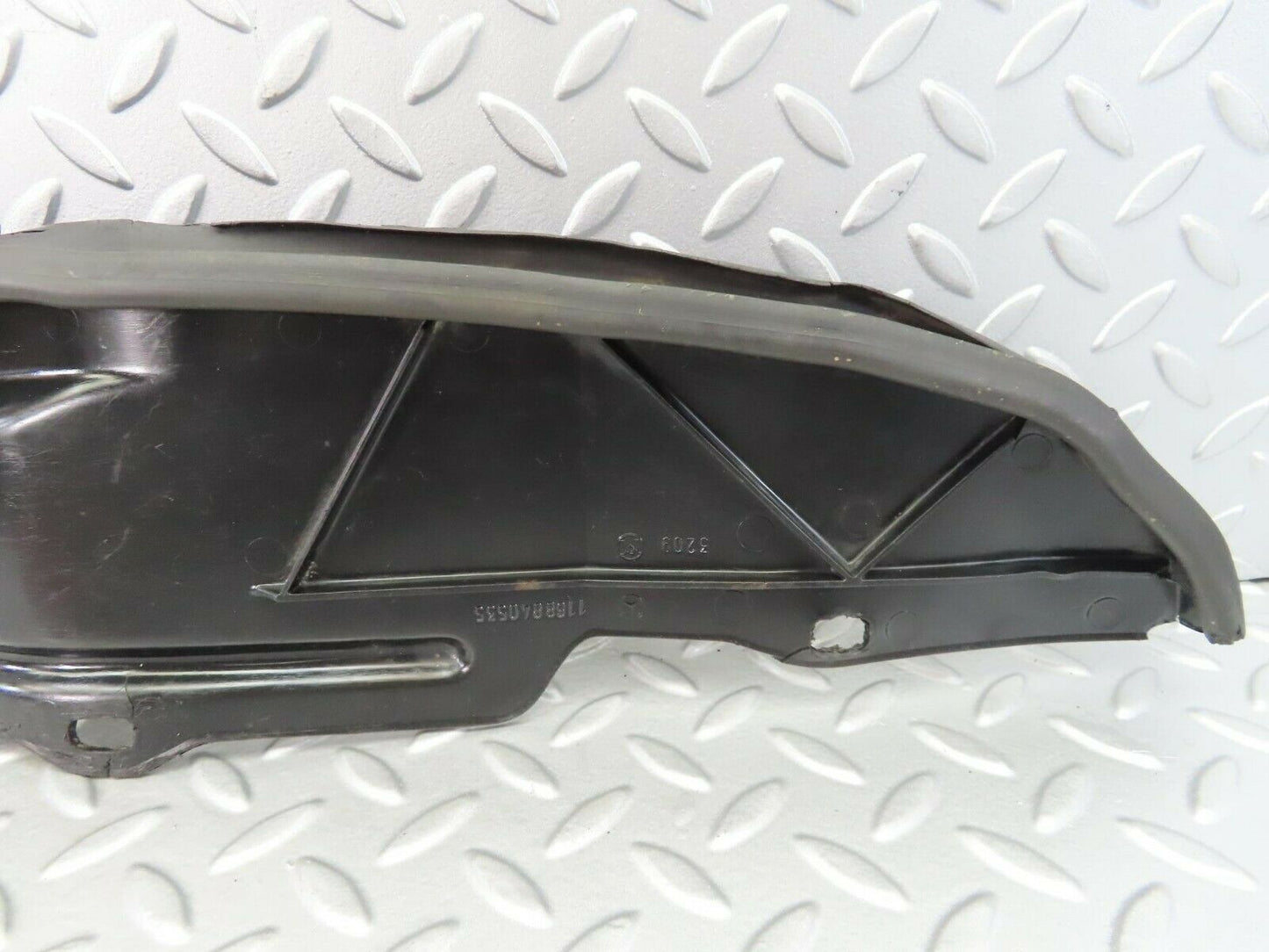 7307 Mercedes-Benz W116 450SE Wheel Arch Panel Fender Cover Left Side