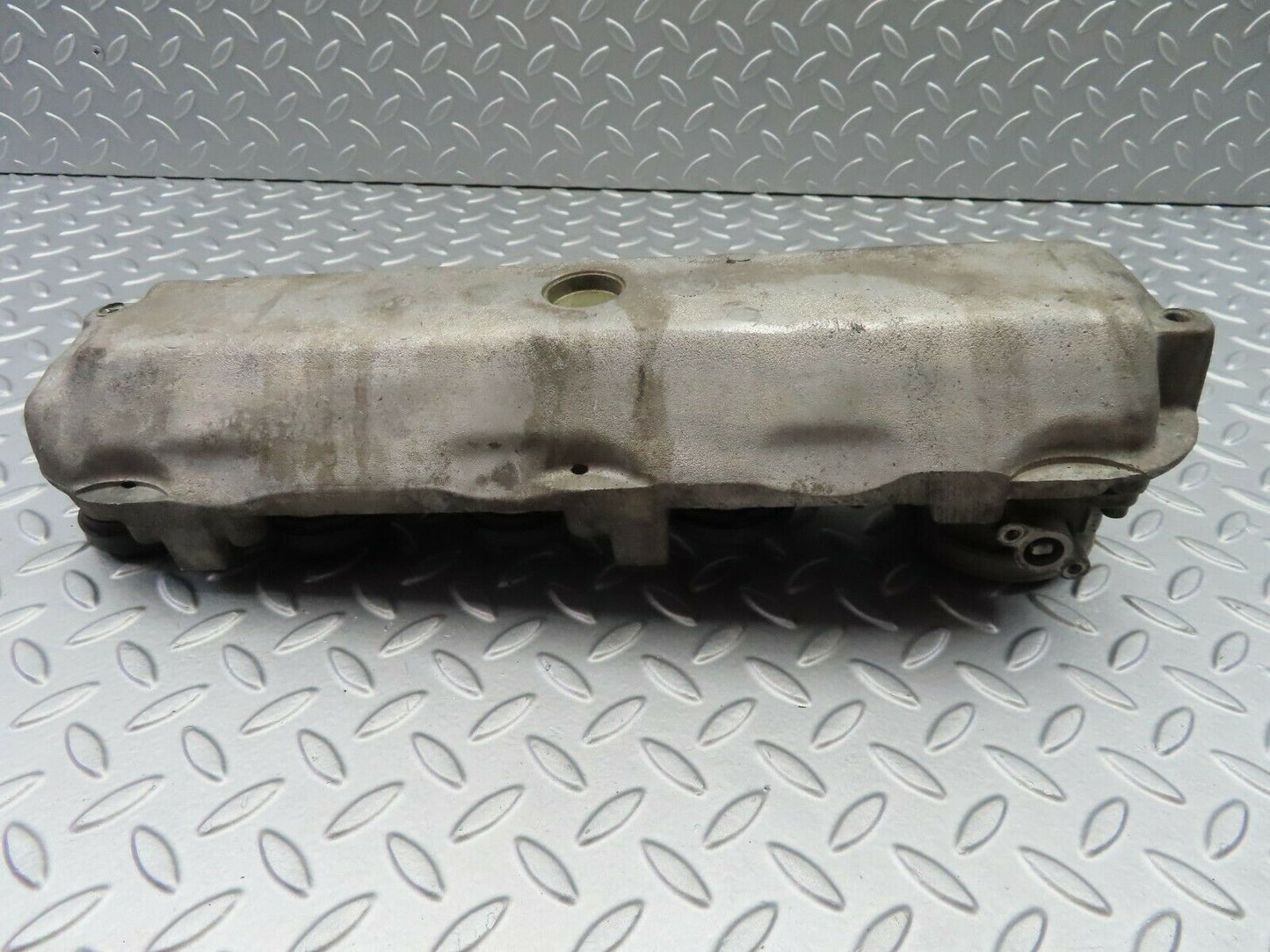 6418 Mercedes-Benz W126 380SE Lower Intake Manifold 1161415301