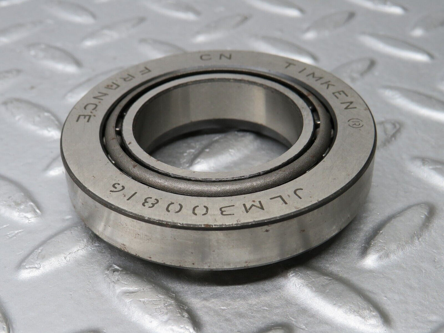 38201 Mercedes-Benz Tapered Roller Bearing TIMKEN JLM300816 New 1249800102