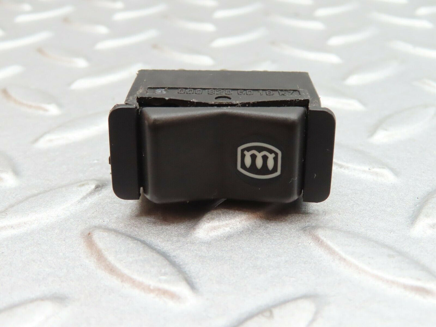 4968 Mercedes-Benz R107 350SL Rear Heated Window Switch 0008206010
