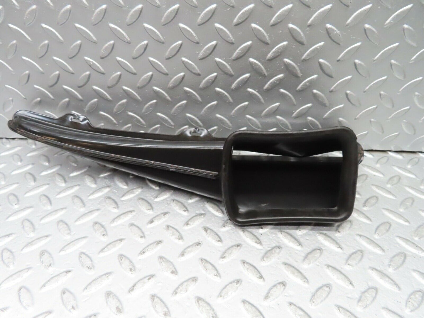 20596 Mercedes-Benz R107 450SL Coupe Air Duct Vent Left Side