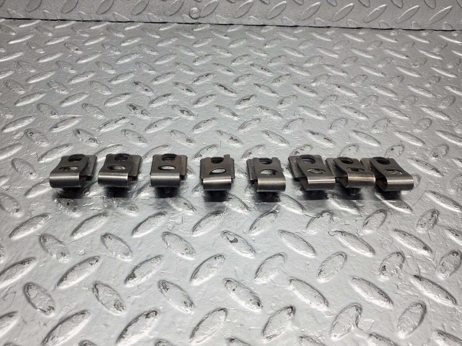 44047624
