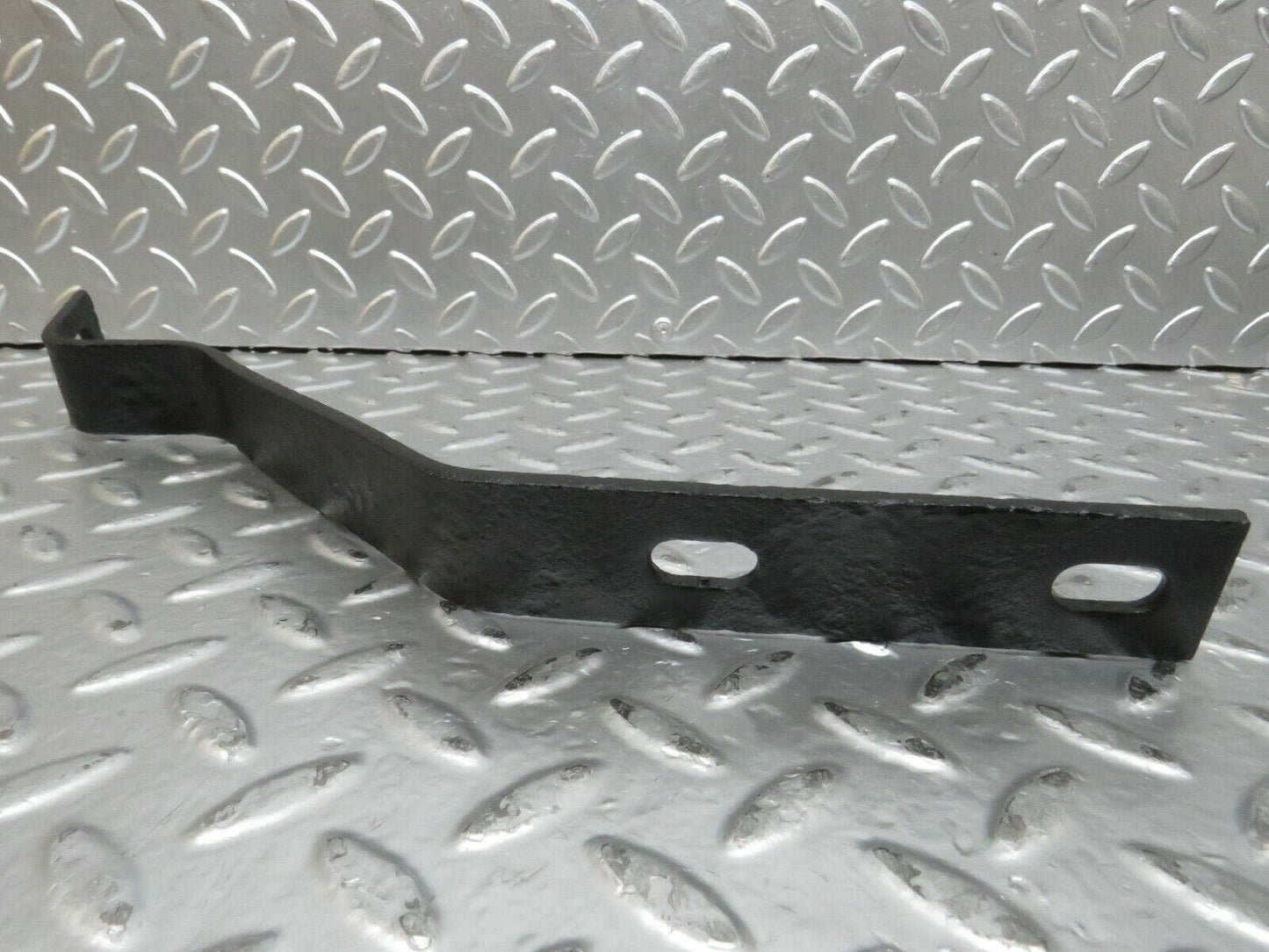 23823 Mercedes-Benz C107 450SLC Coupe Front Bumper Bracket Pair