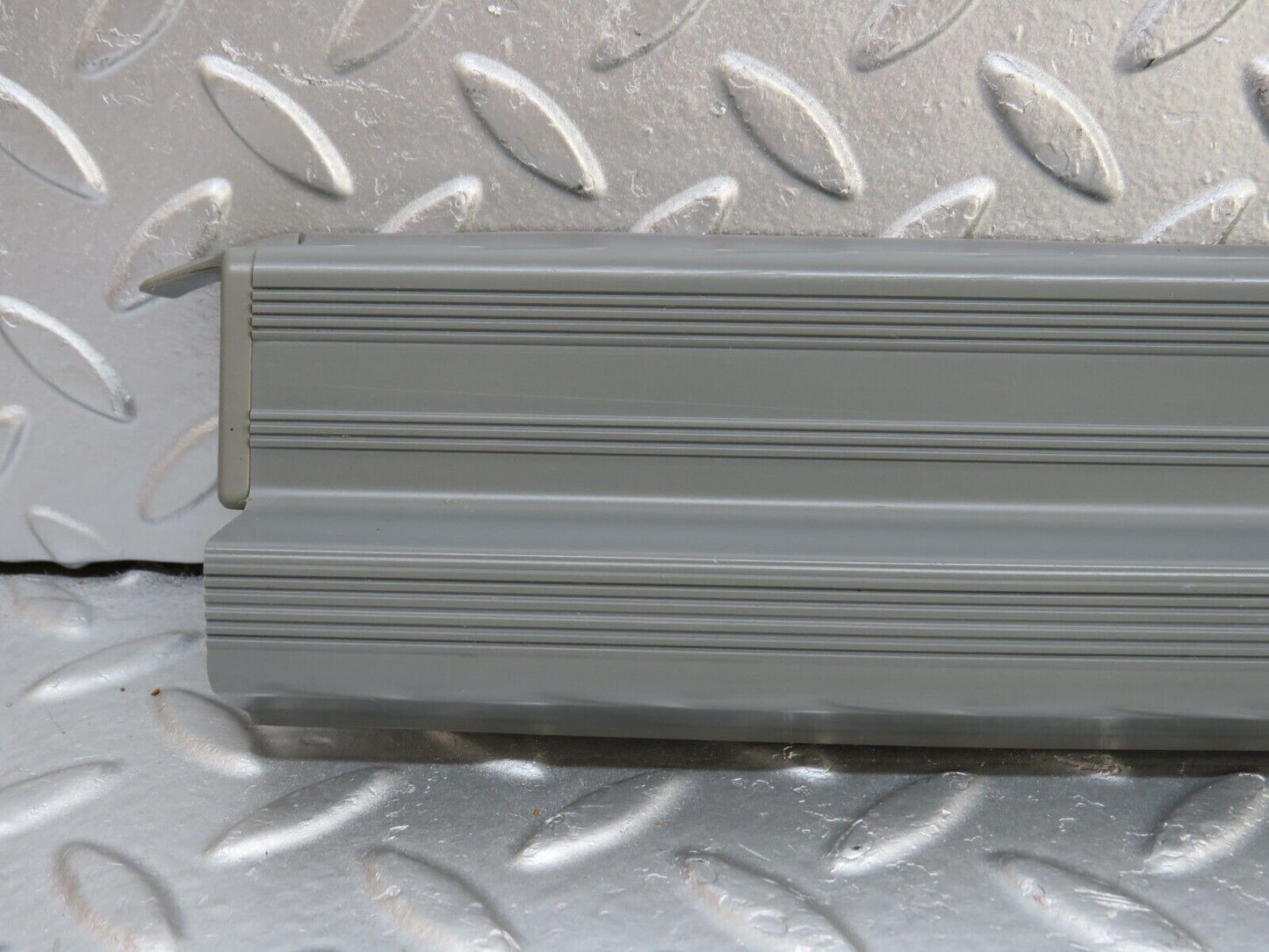 33590 Mercedes-Benz W201 190E 2.0L Front Left Door Sill Trim Grey