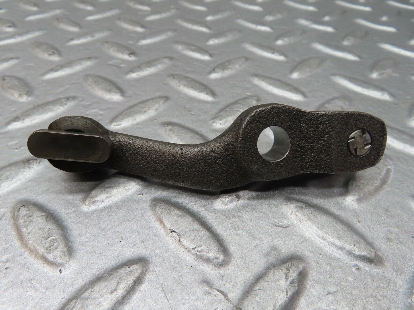 18534 Mercedes-Benz W111 Clutch Release Fork & Bearing Guide Sleeve 1112611418