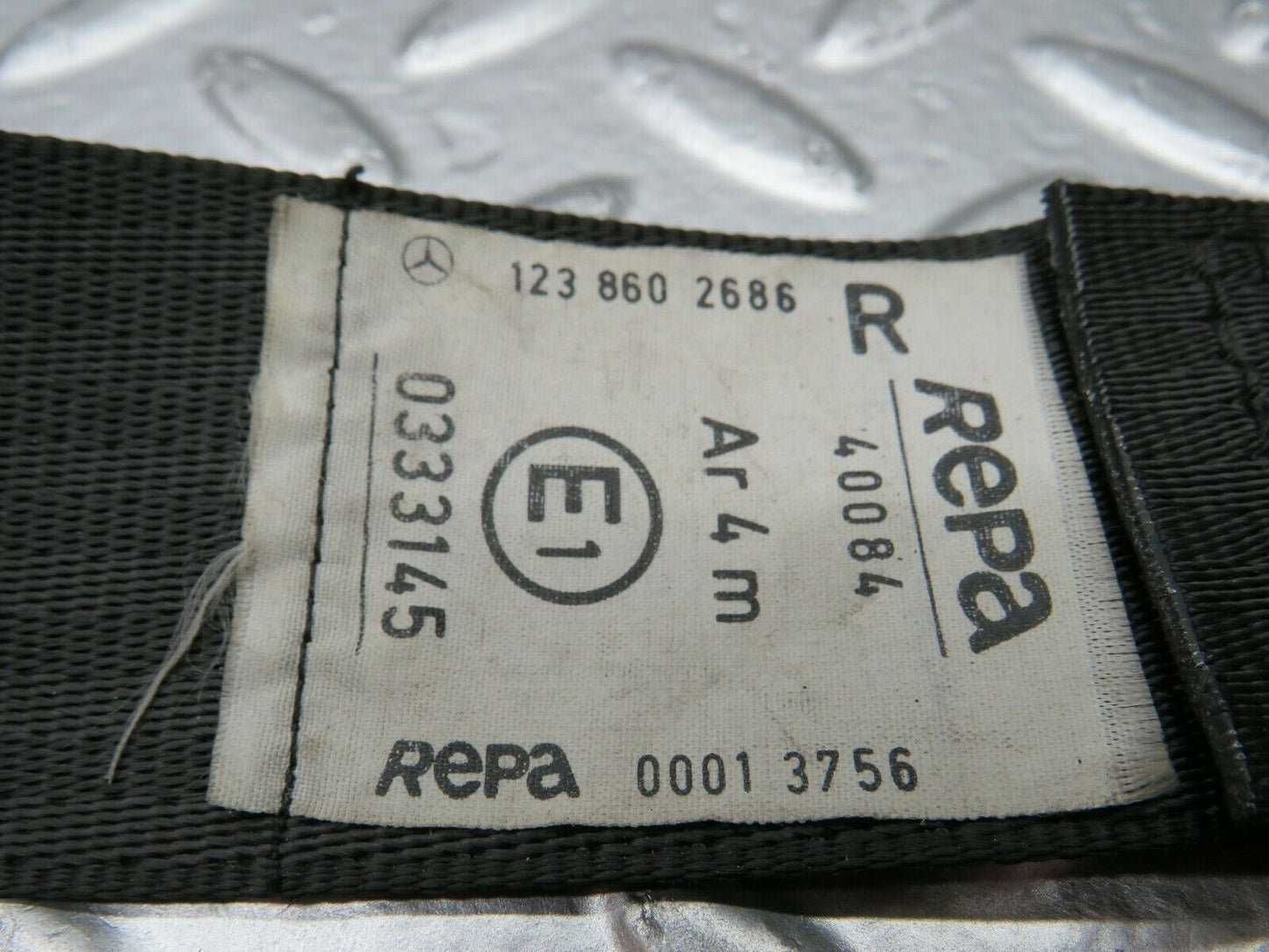 24098 Mercedes-Benz W123 280E Front Right Seat Belt With Buckle 1238602686