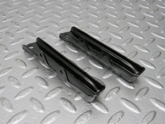 32671 Mercedes-Benz S124 300TE Wagon Air Intake Manifold Bracket