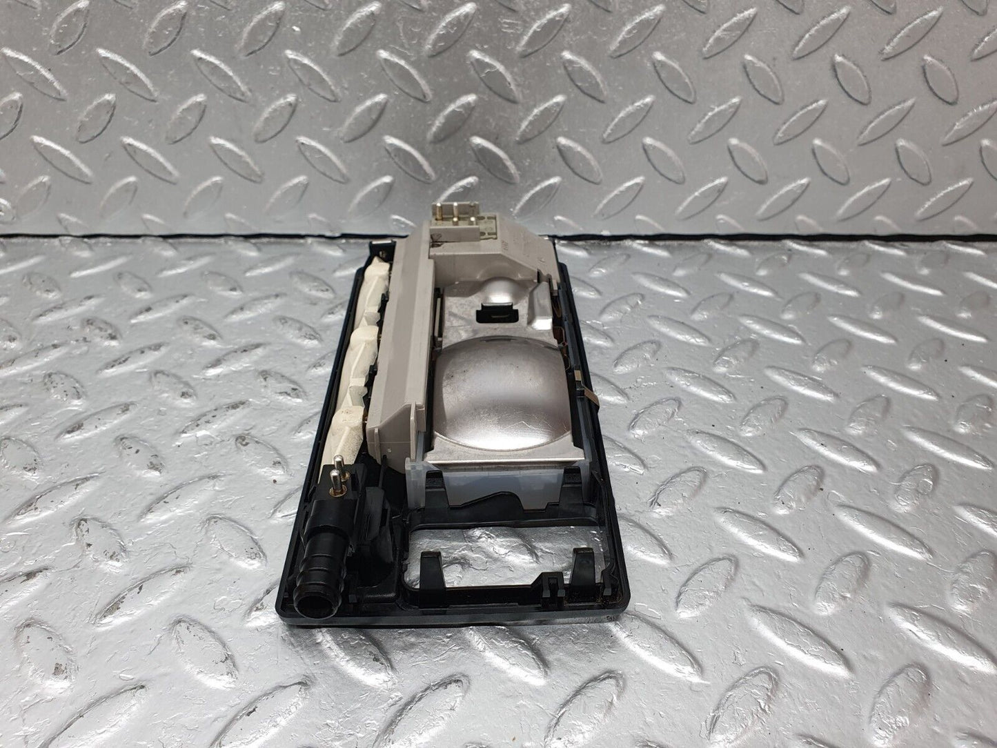 41610 Mercedes-Benz W124 200E Interior Dome Light No Sunroof Switch 1248201001
