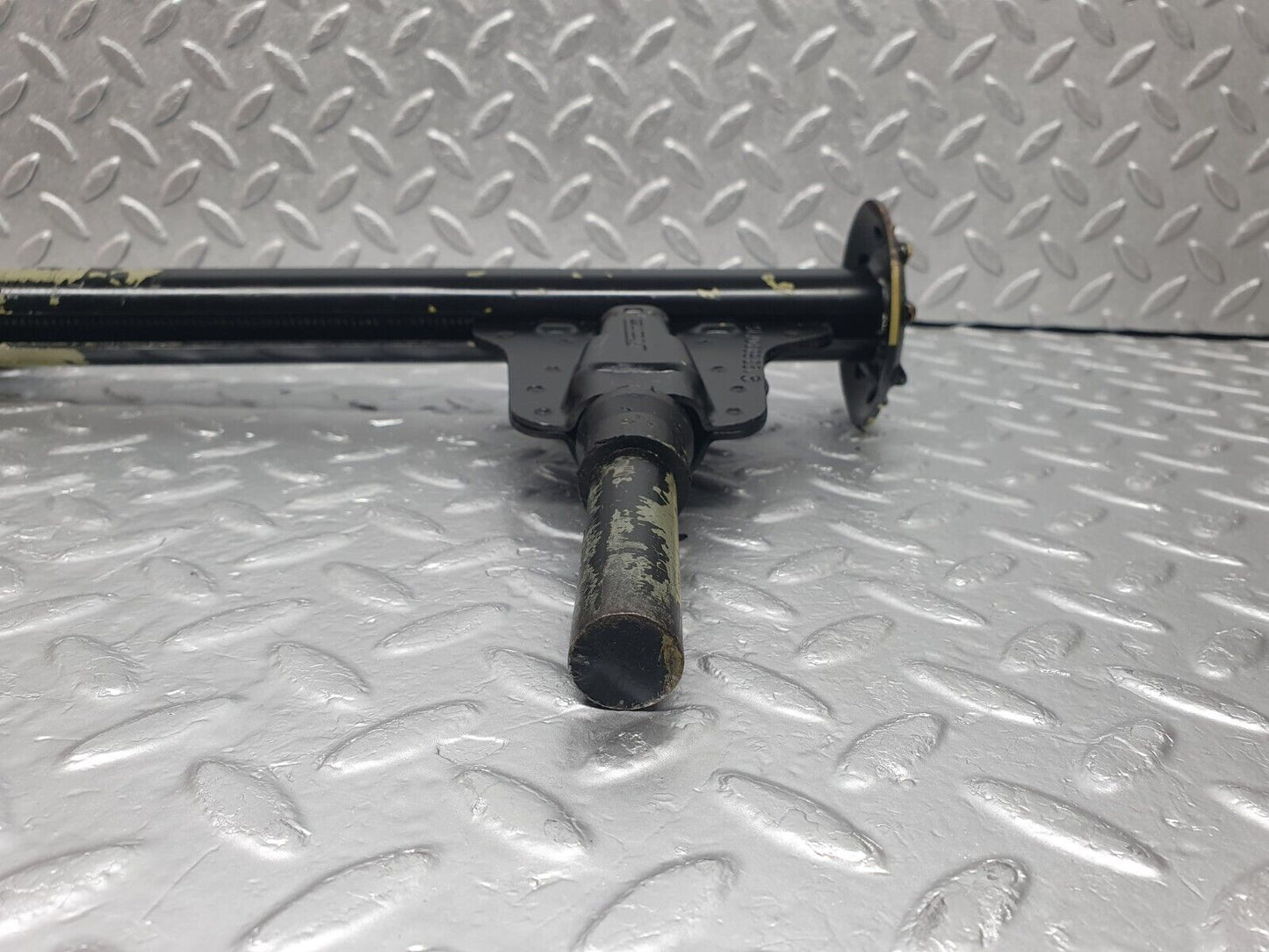43924 Mercedes-Benz C123 230CE Coupe Car Jack 1235830715