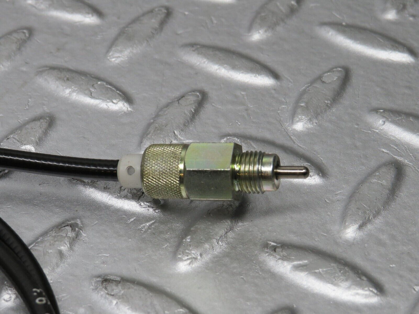 38474 Mercedes-Benz R129 280SL Coupe Steering Lock Transmission Lockout Cable 1292670264