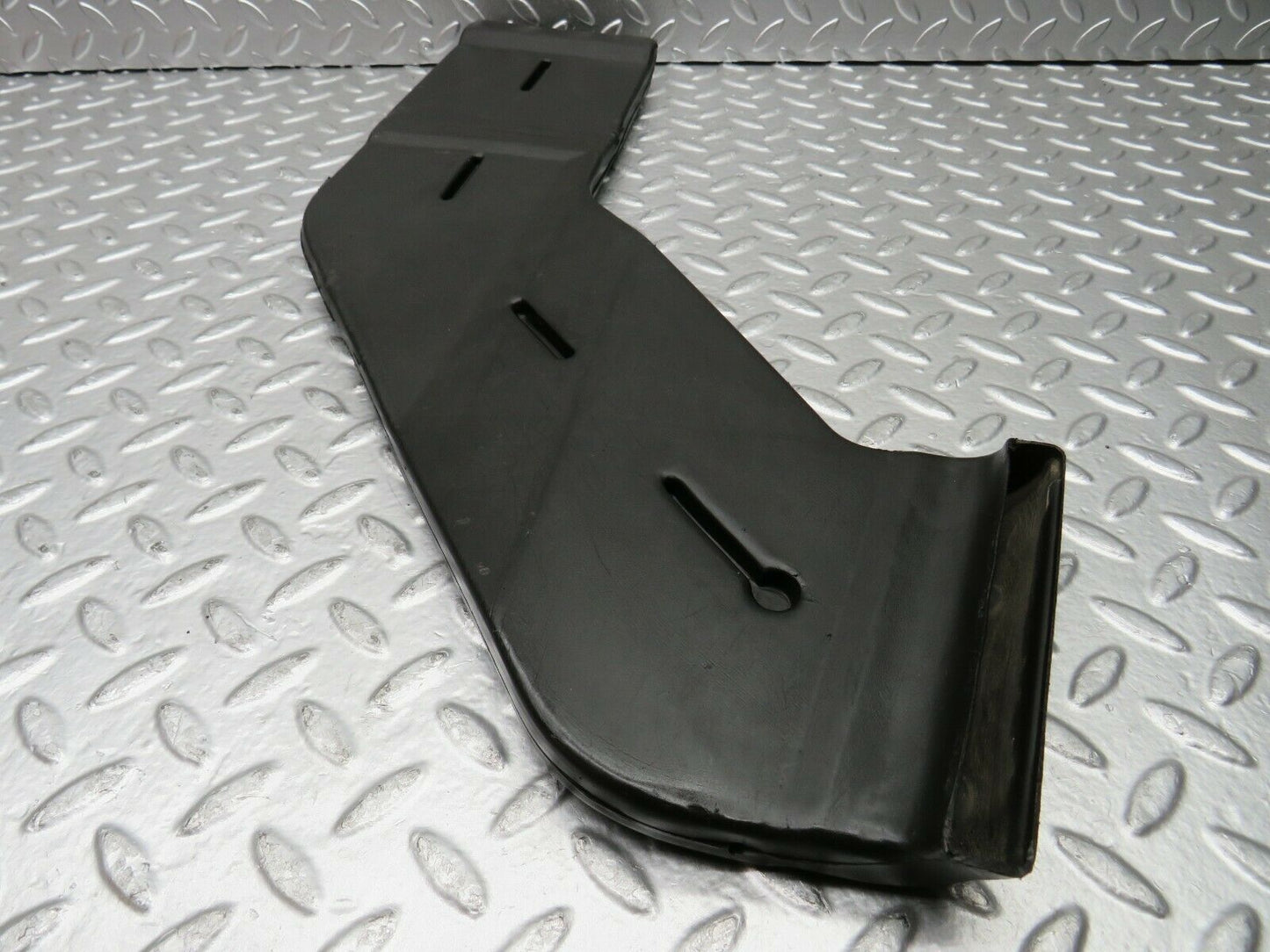 22689 Mercedes-Benz C107 450SLC Coupe Air Duct Vent Right Side 1078310446