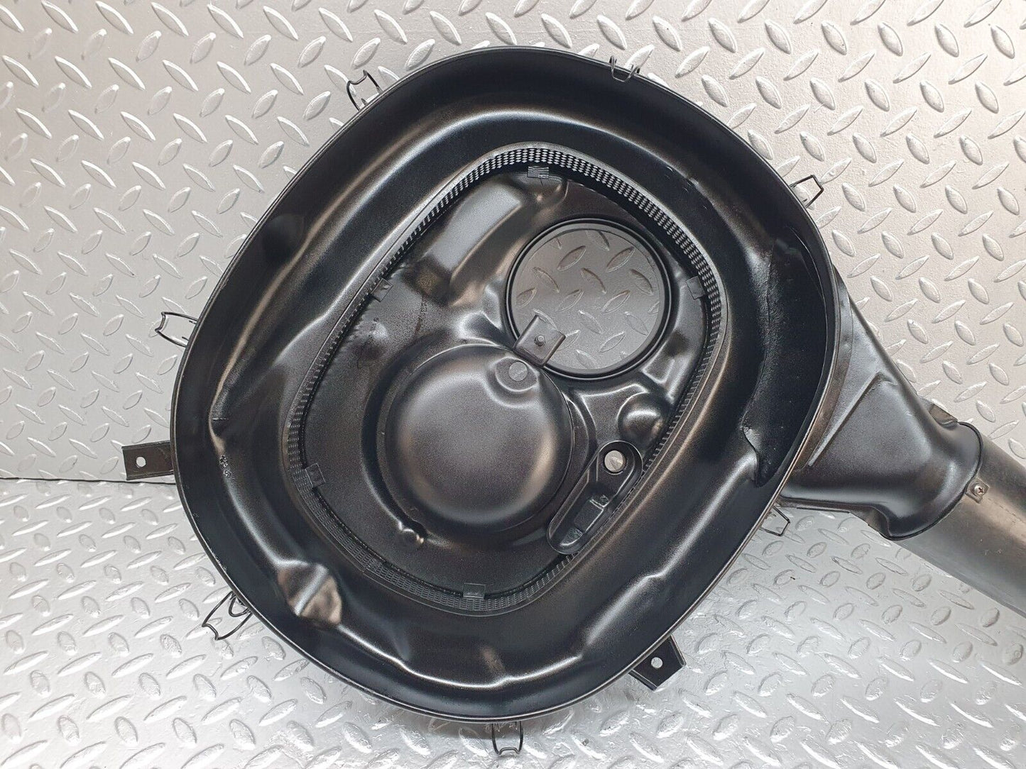 44222 Mercedes-Benz C123 230CE Coupe Air Filter Box Housing 0120944202