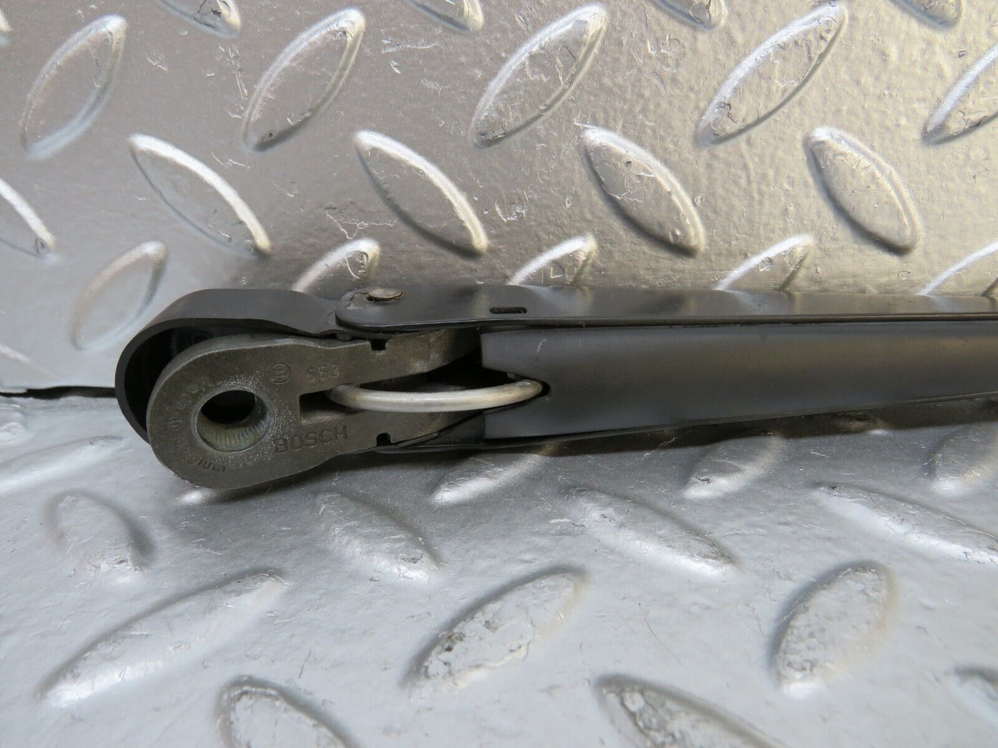 27207 Mercedes-Benz W123 280E Wiper Arm Bosch Right Side
